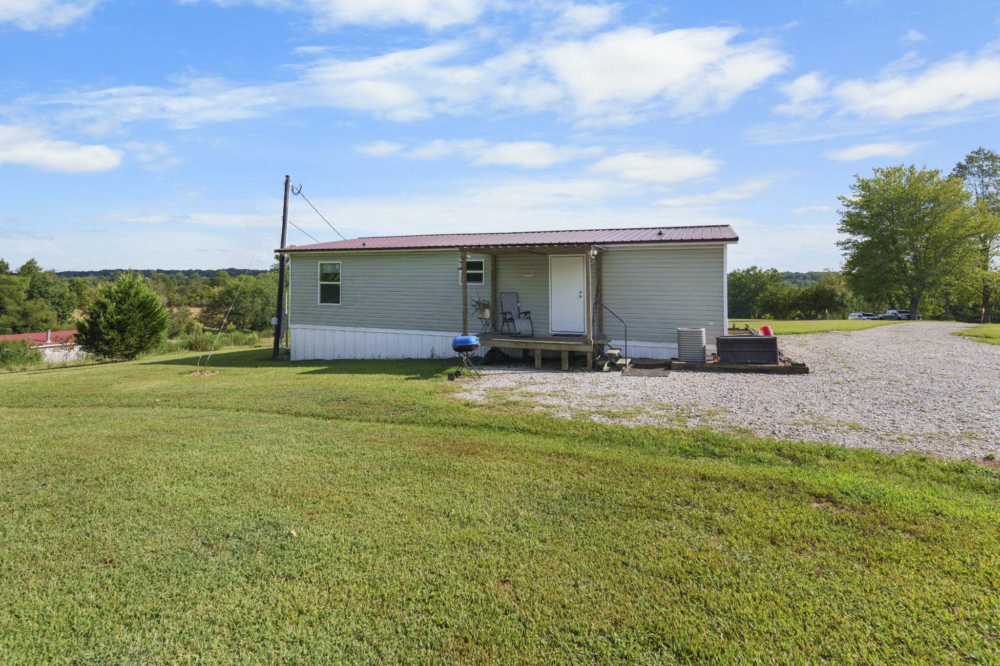 128 Pleasant Garden Rd