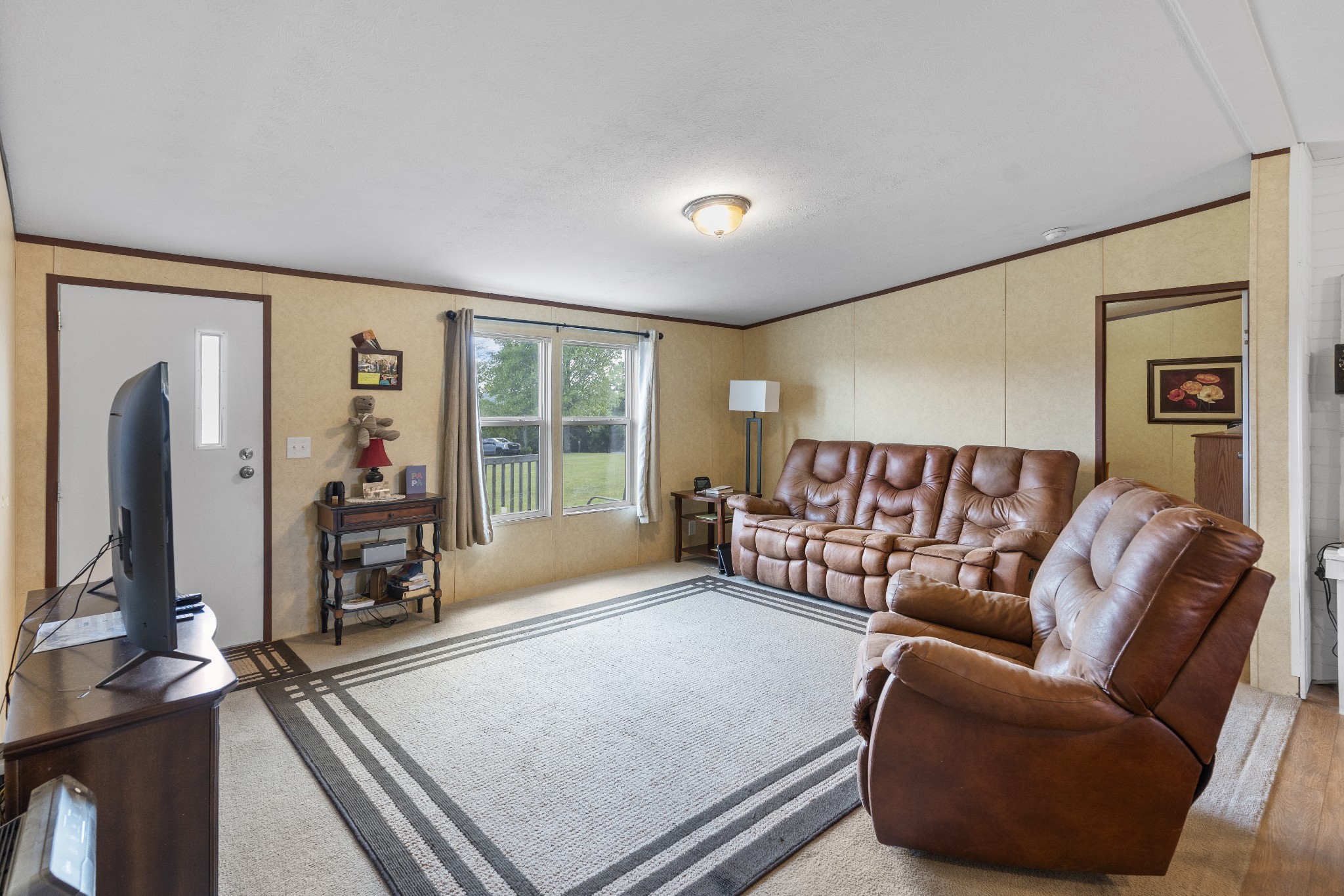 128 Pleasant Garden Rd