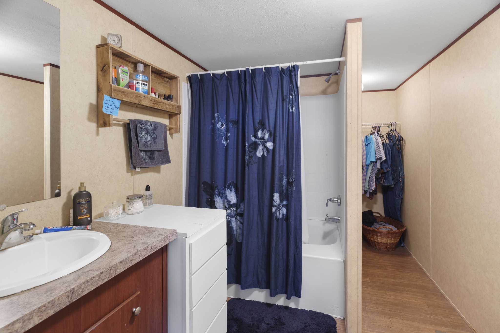 128 Pleasant Garden Rd
