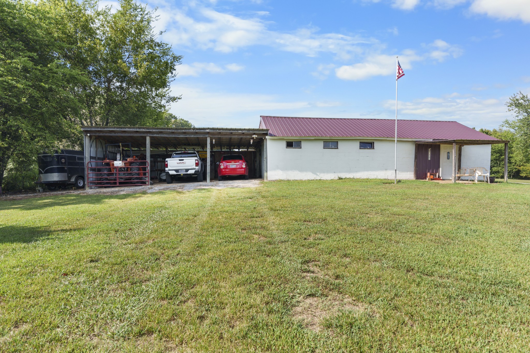 128 Pleasant Garden Rd