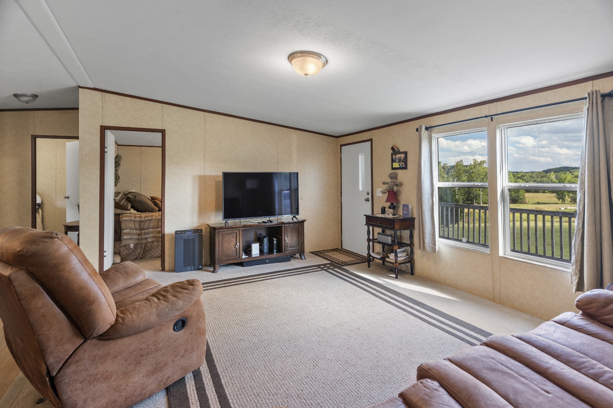 128 Pleasant Garden Rd
