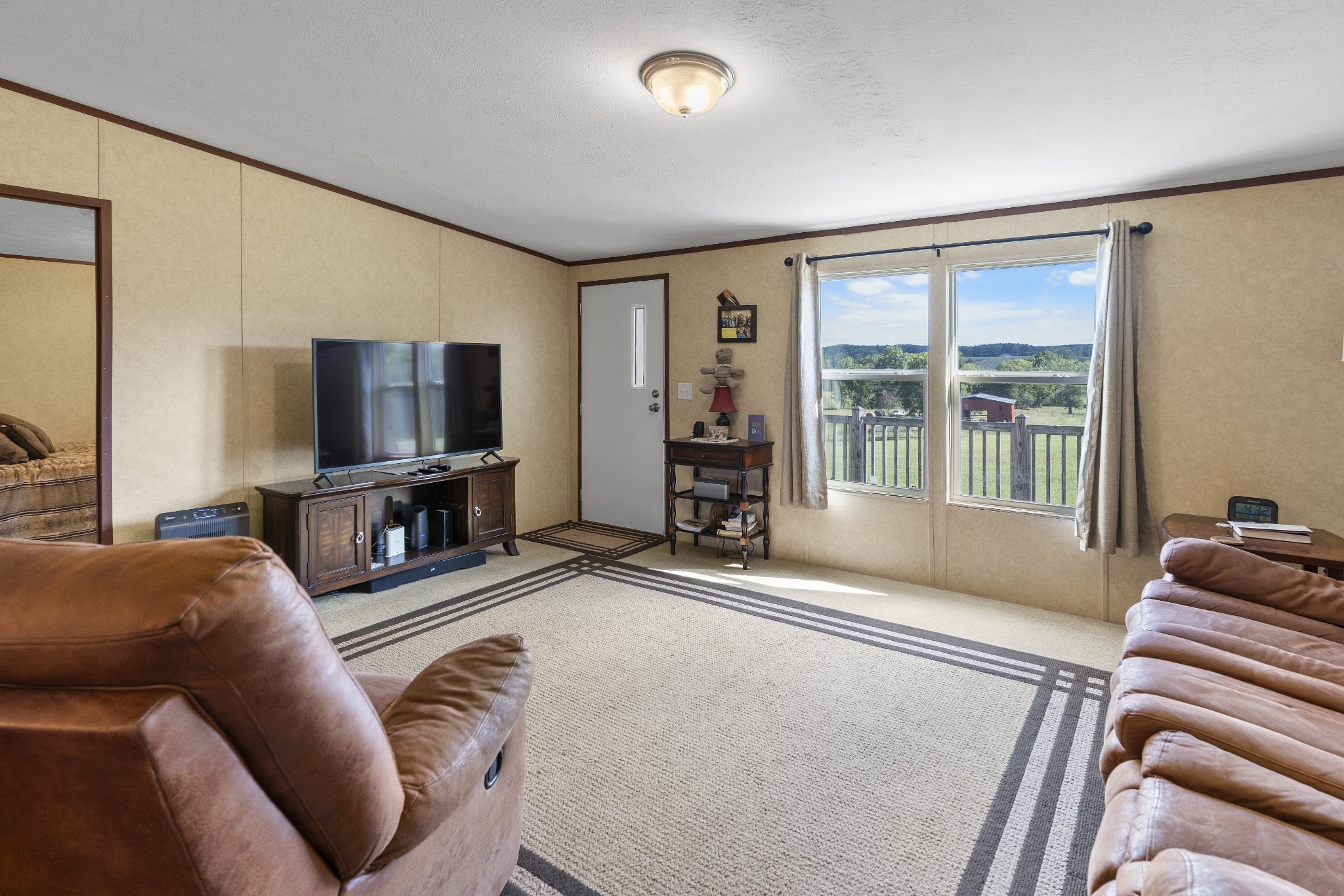 128 Pleasant Garden Rd
