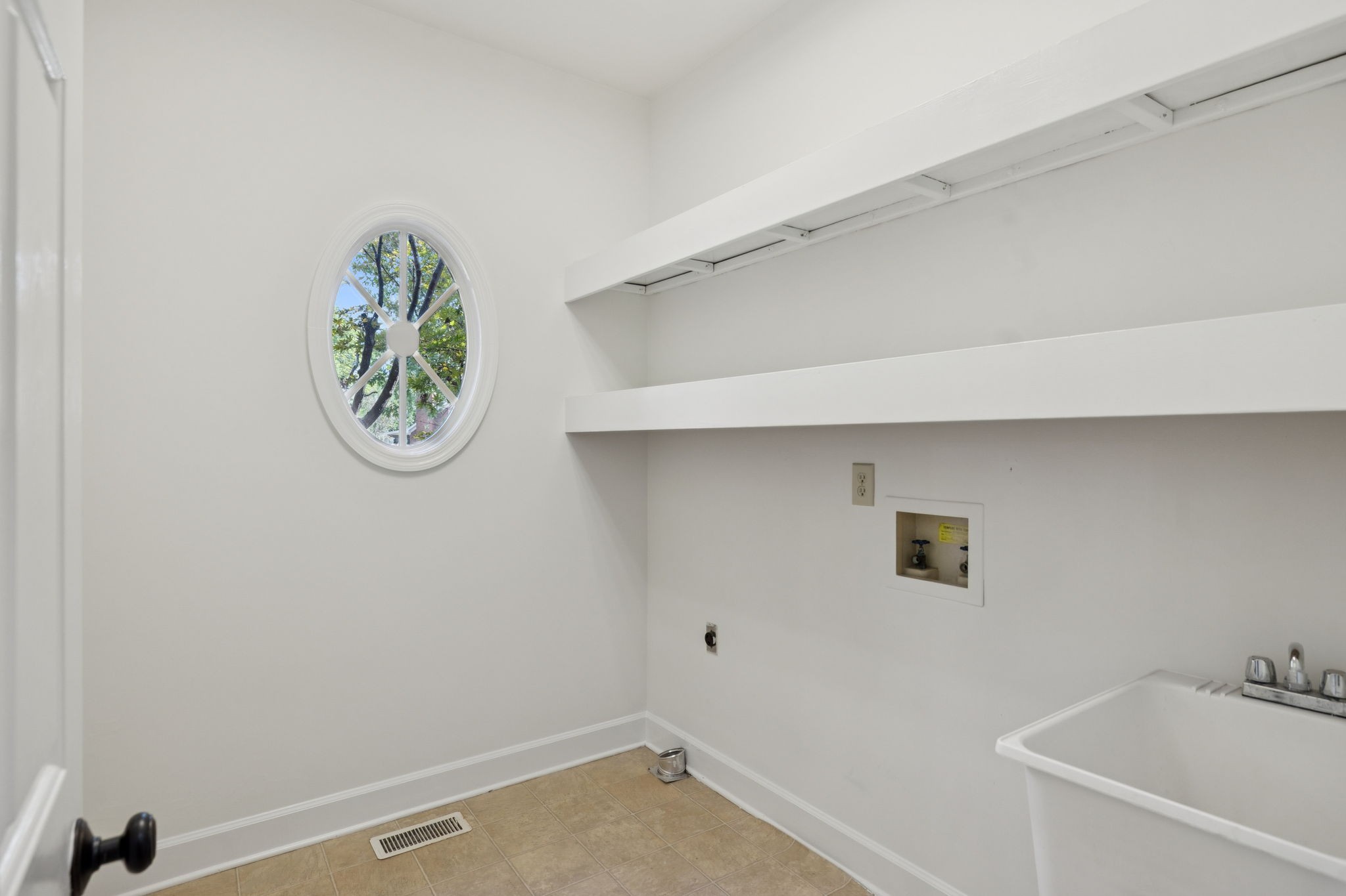 497 Sadler Way