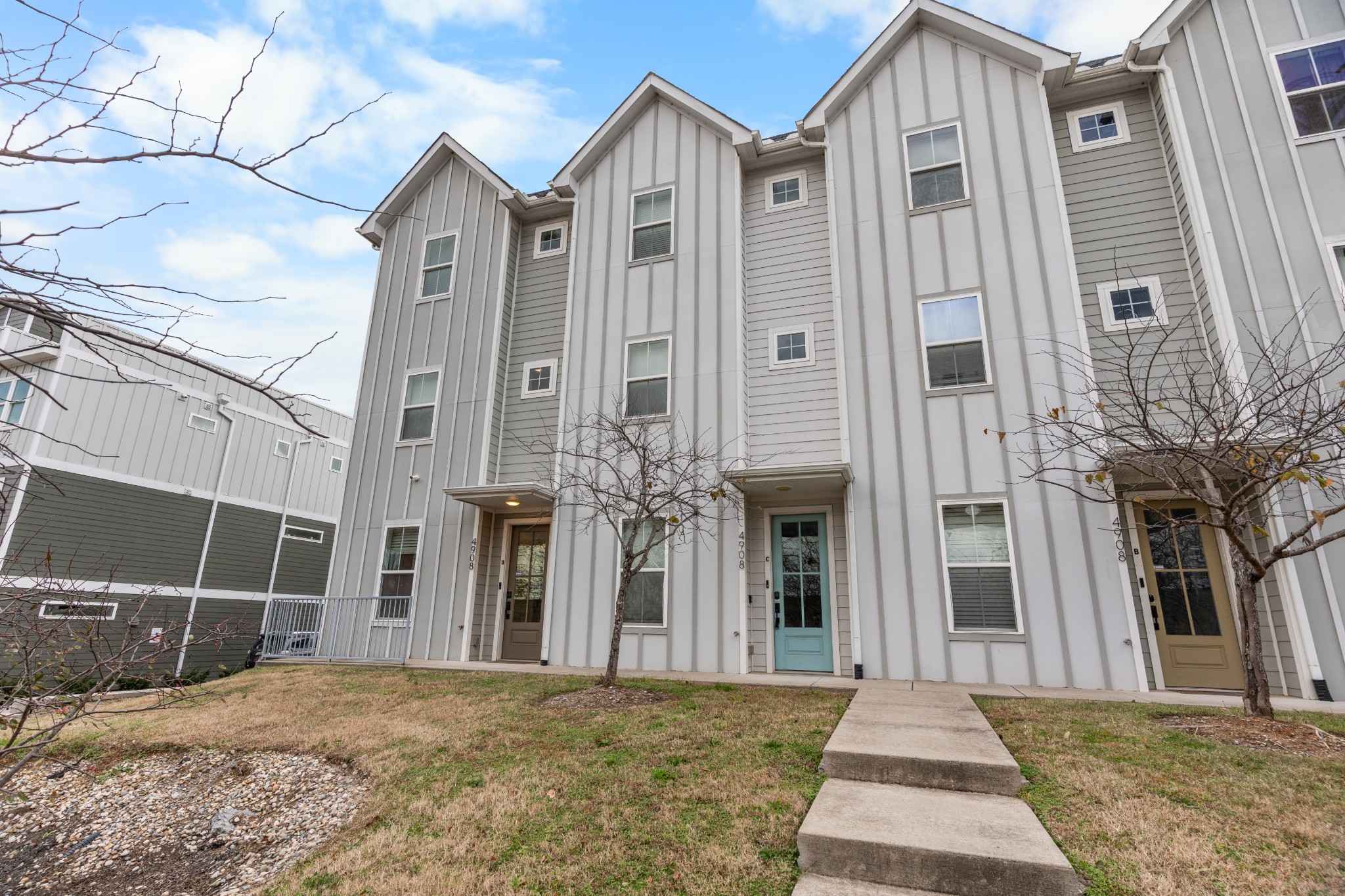 4908 Delaware Ave Unit: D