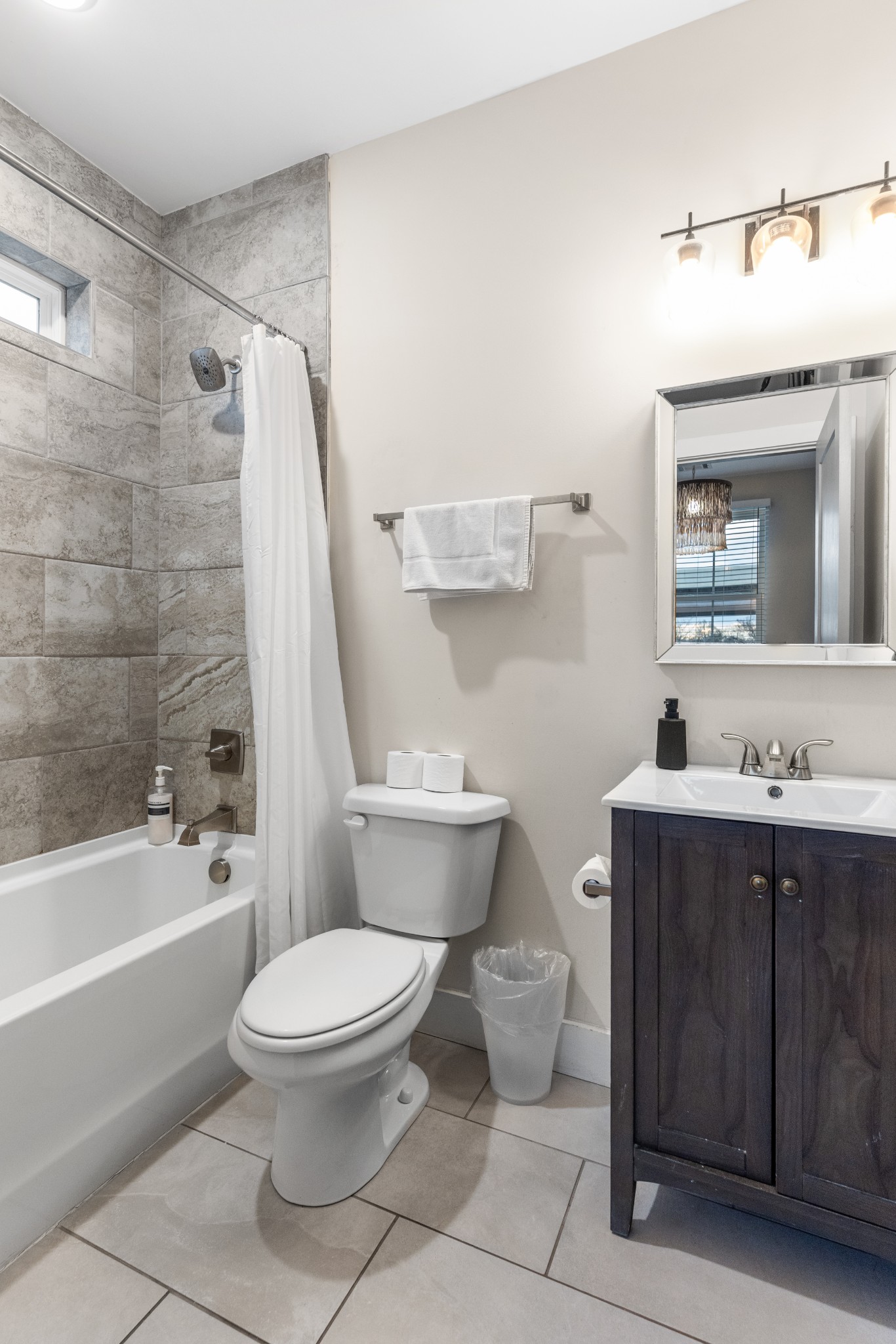 4908 Delaware Ave Unit: D