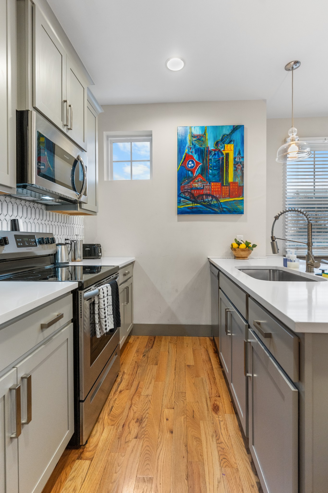 4908 Delaware Ave Unit: D