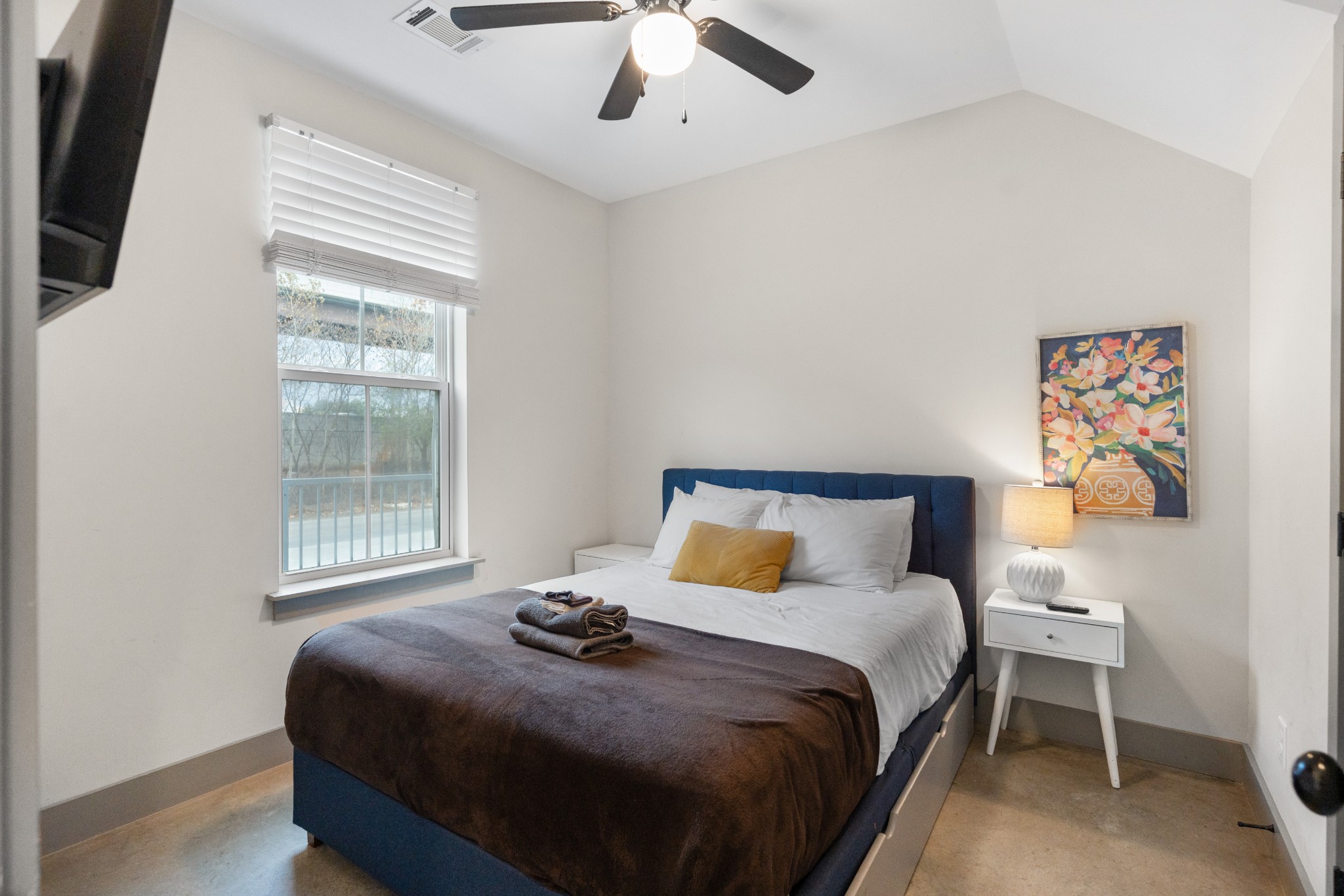 4908 Delaware Ave Unit: D