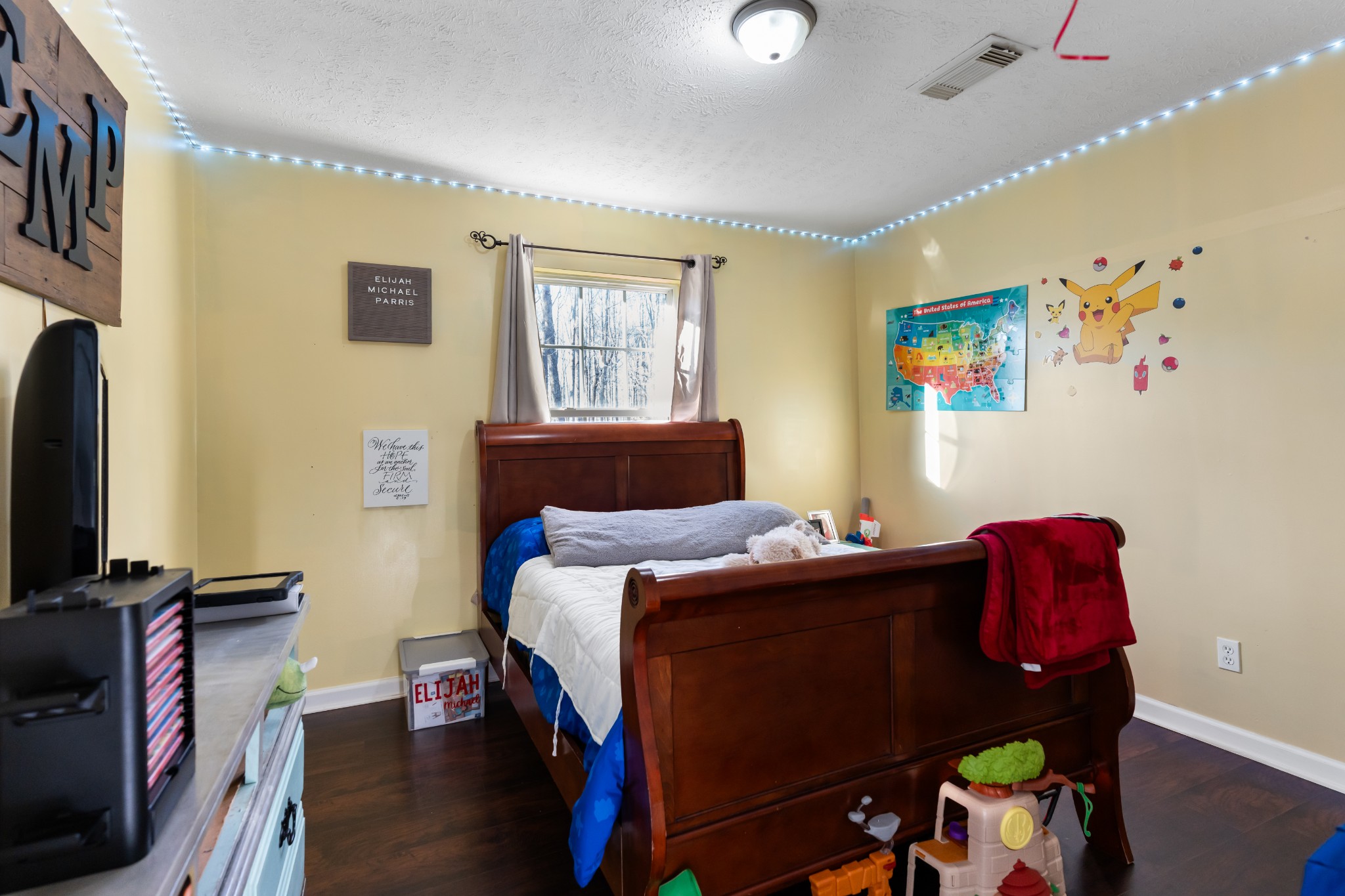 590 Jackson Hollow Rd