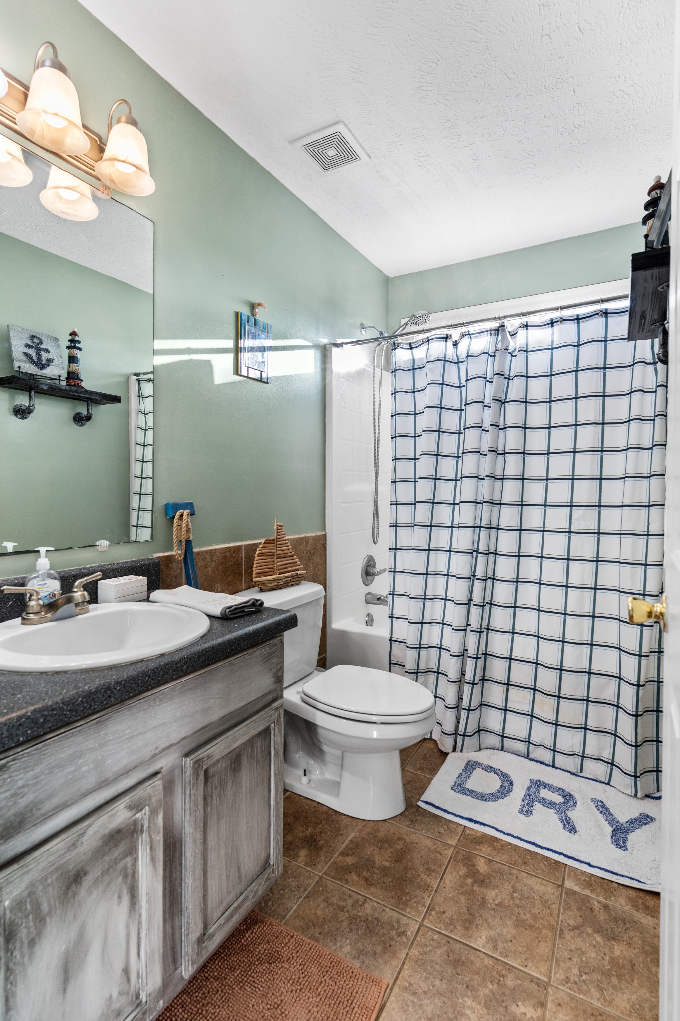 590 Jackson Hollow Rd