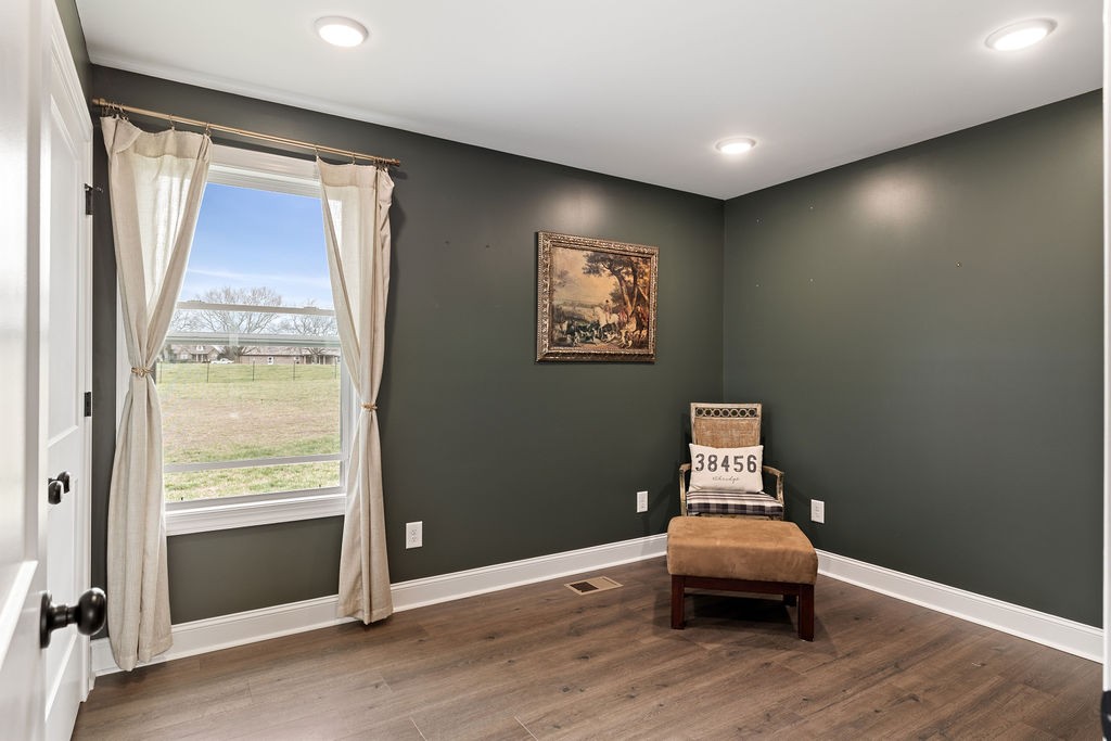 58 Pleasant Valley Rd