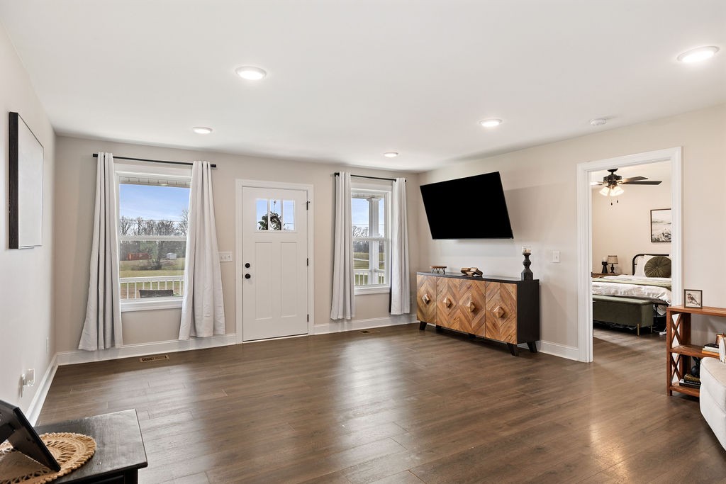 58 Pleasant Valley Rd