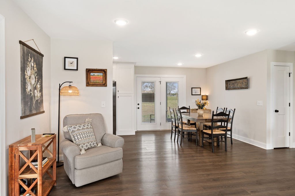 58 Pleasant Valley Rd