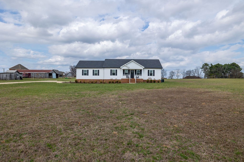 58 Pleasant Valley Rd