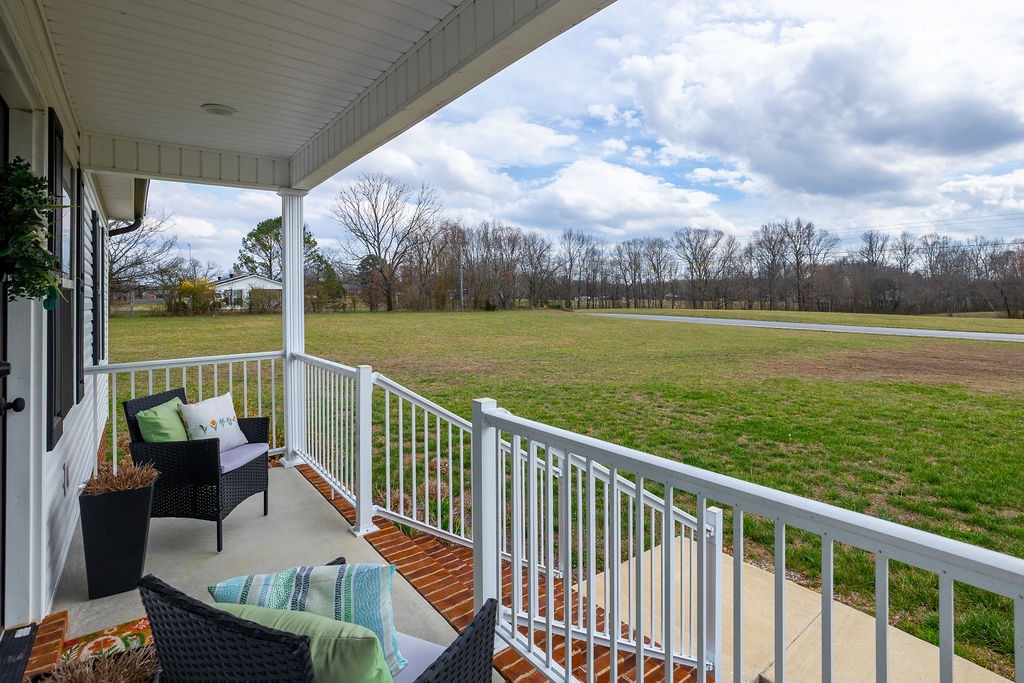 58 Pleasant Valley Rd