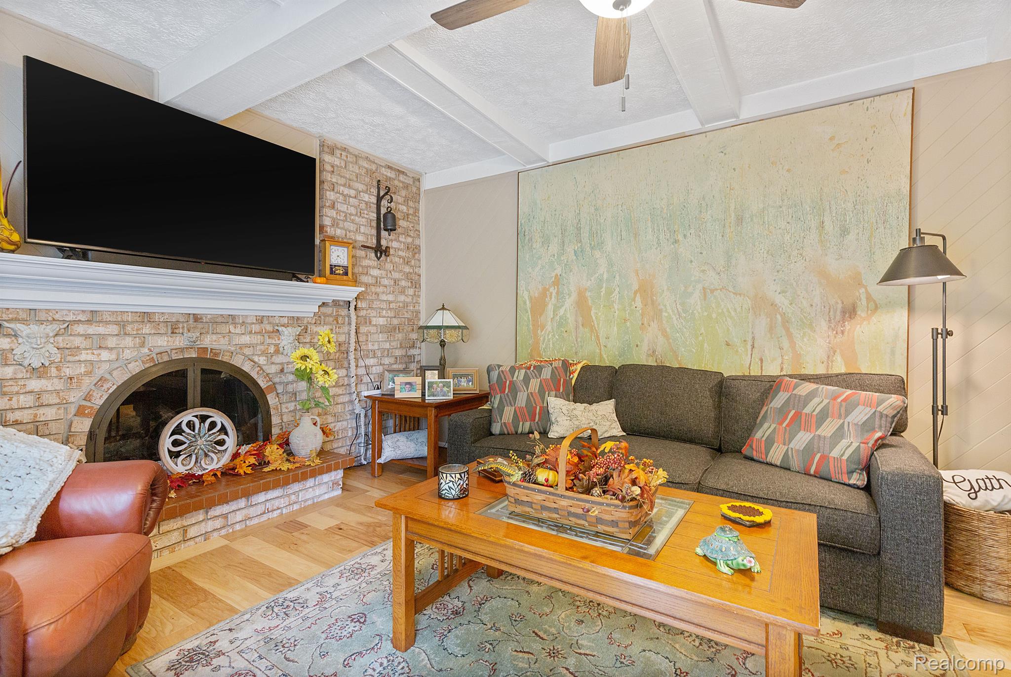 40626 Lizabeth Drive