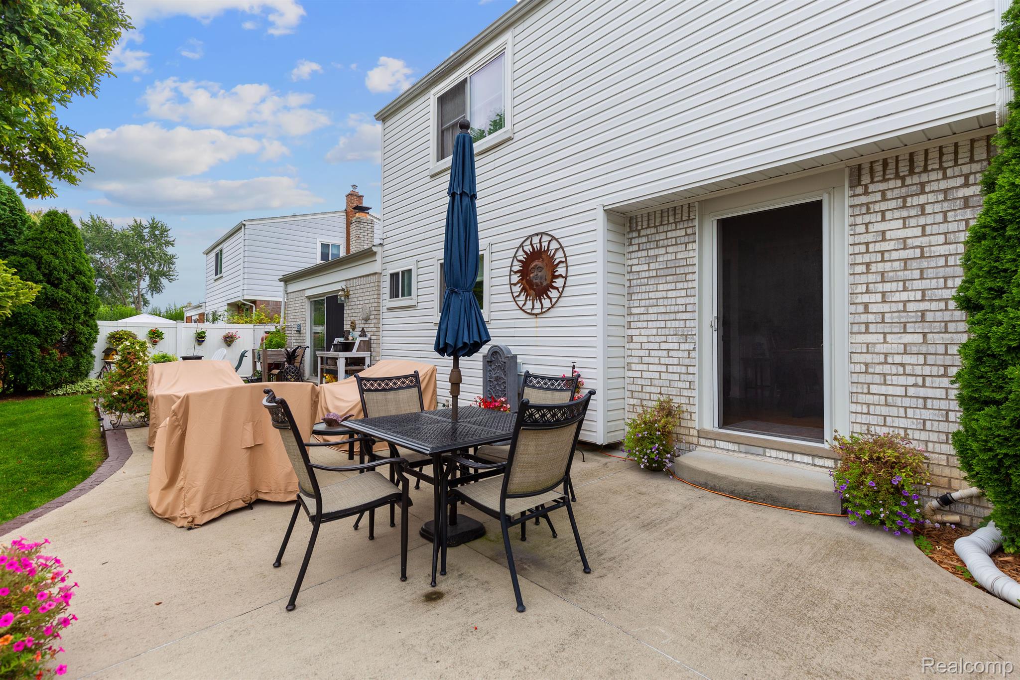 40626 Lizabeth Drive