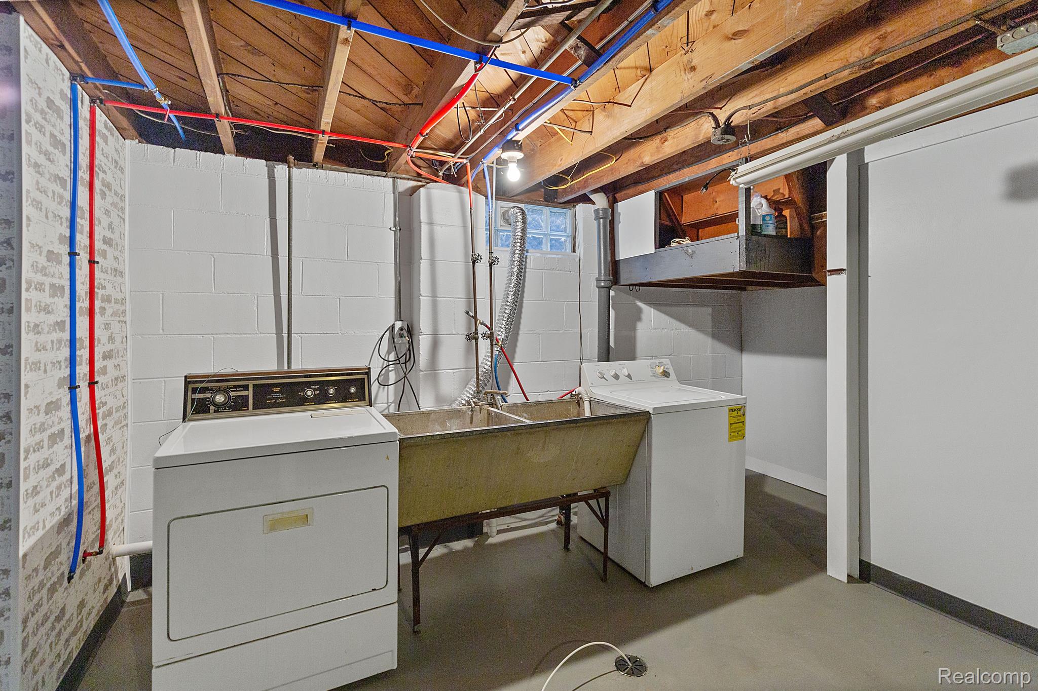25316 IVANHOE