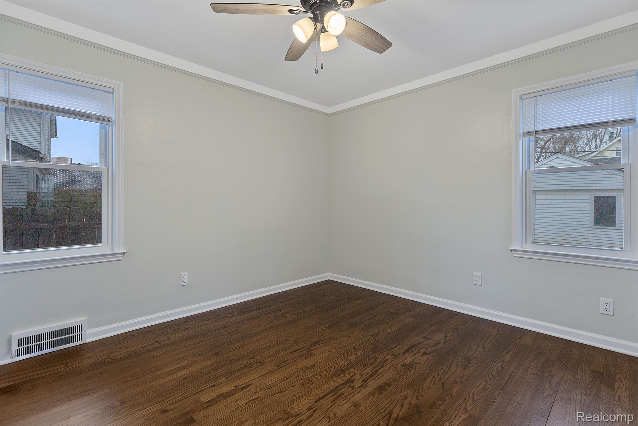 25316 IVANHOE