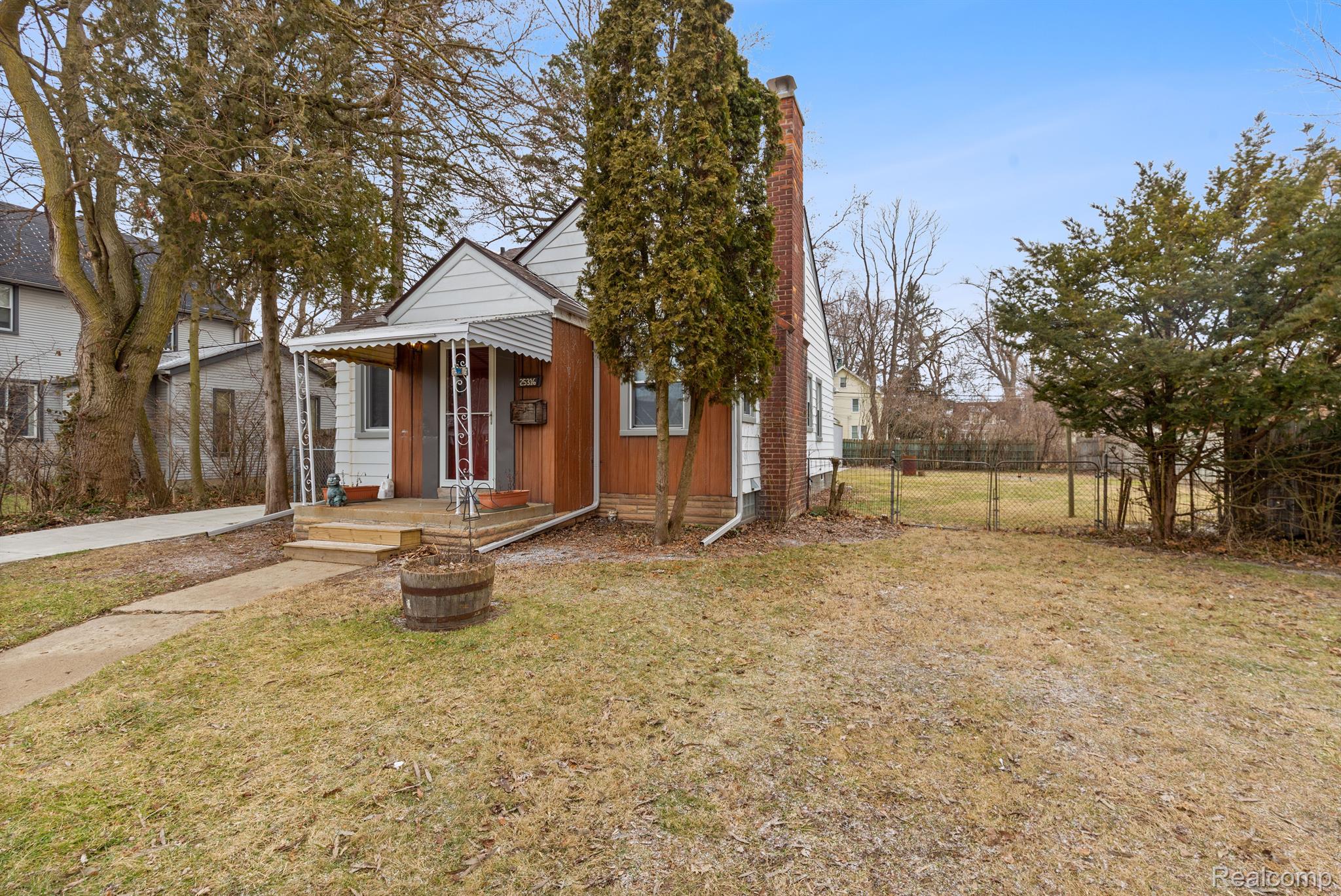 25316 IVANHOE