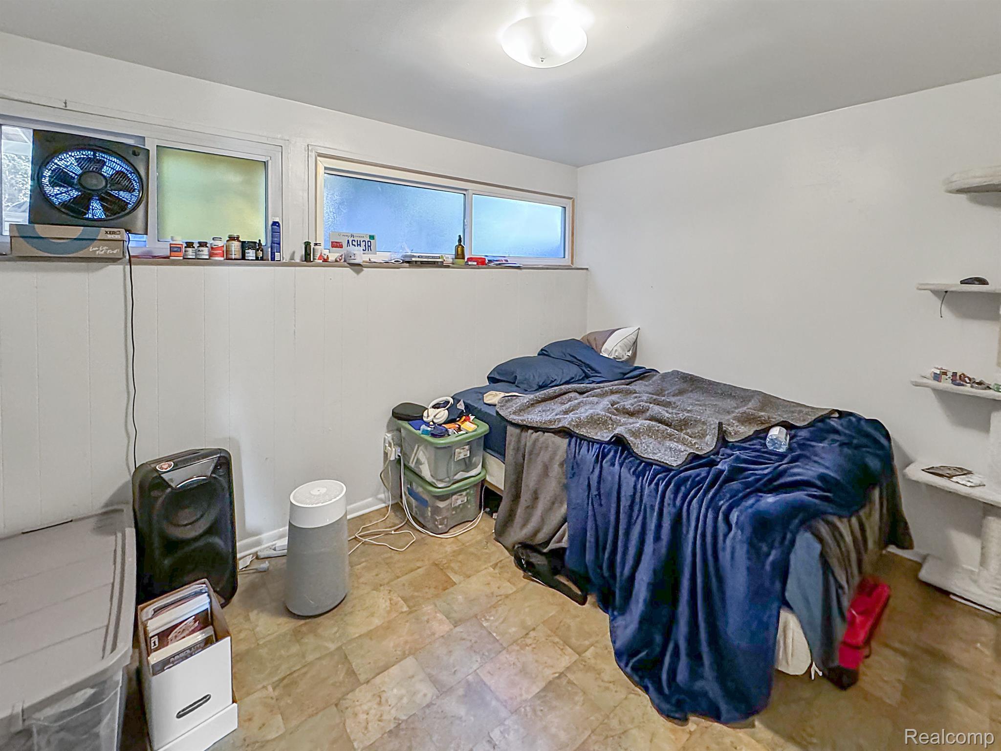 1024 FOUNTAIN Street