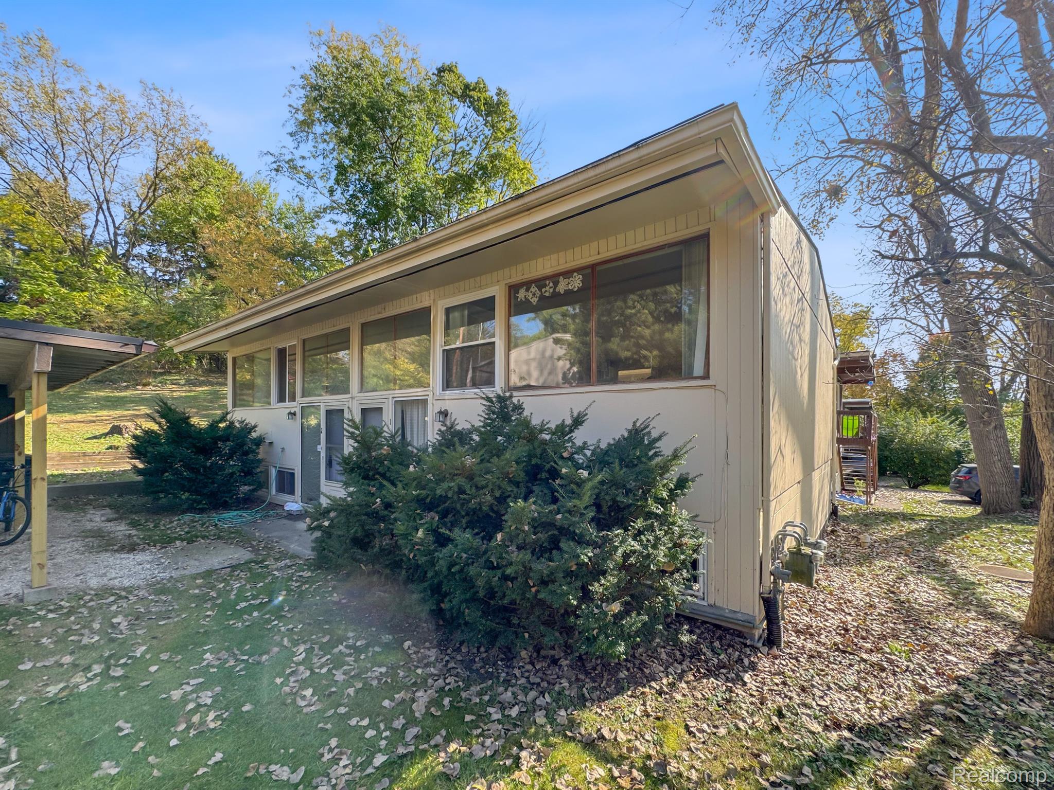 1024 FOUNTAIN Street