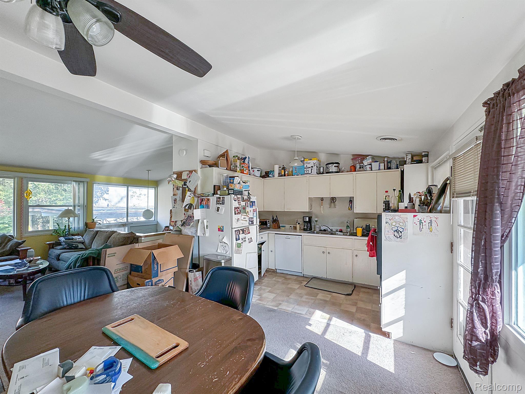 1024 FOUNTAIN Street