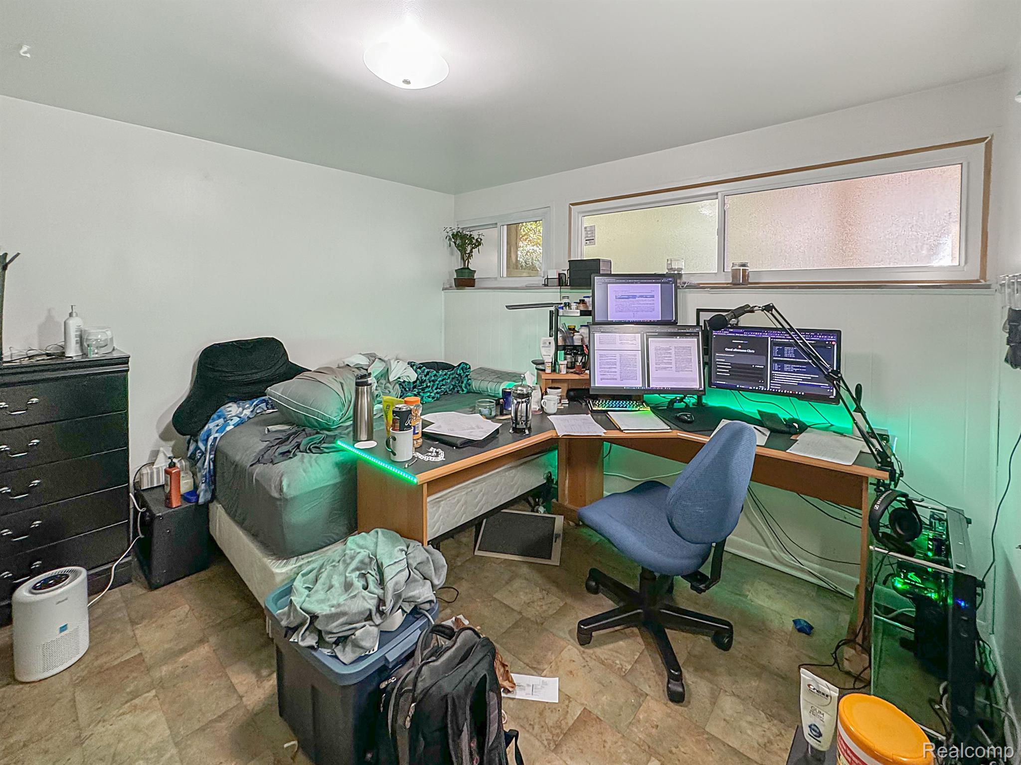 1024 FOUNTAIN Street