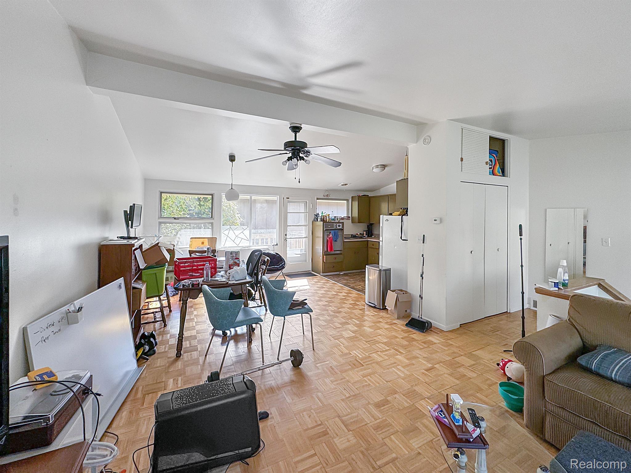 1024 FOUNTAIN Street