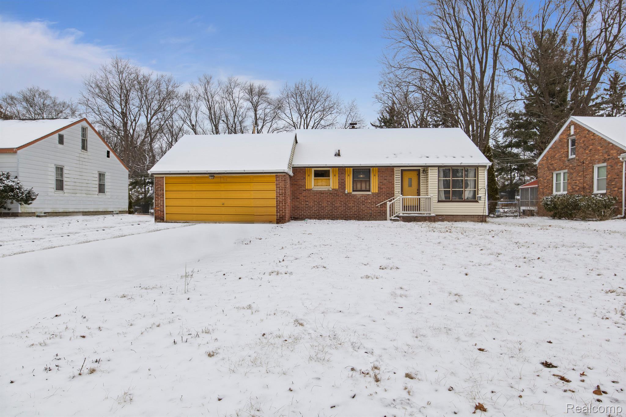 26932 W 6 MILE Road