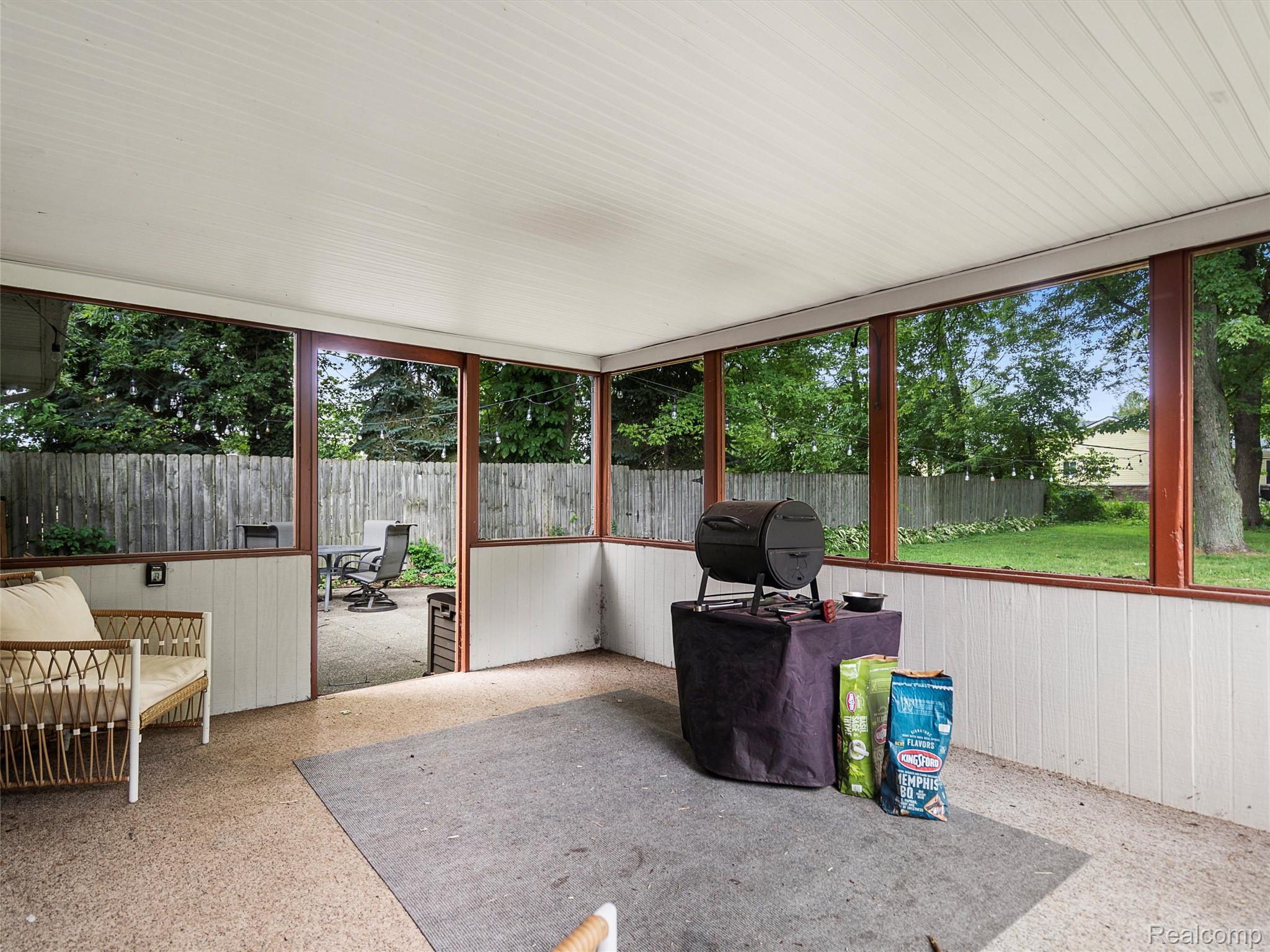 39488 Lanse Creuse Street