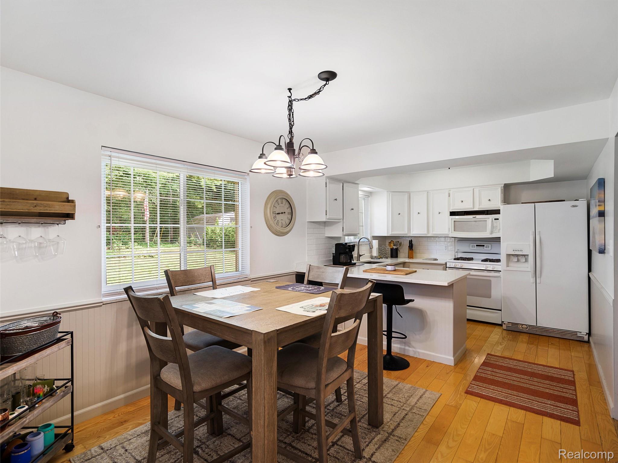 39488 Lanse Creuse Street