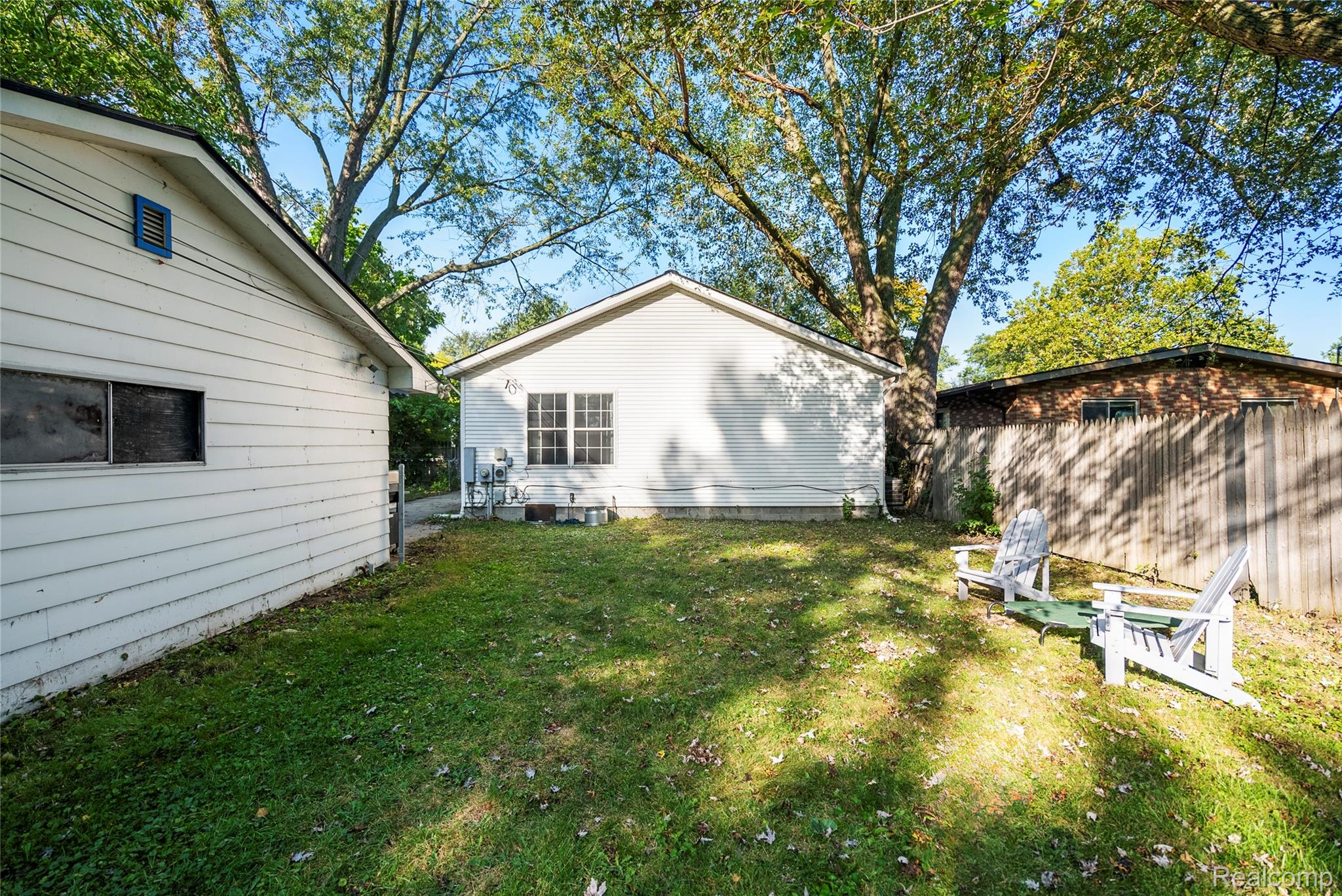 24282 Eleanor Avenue