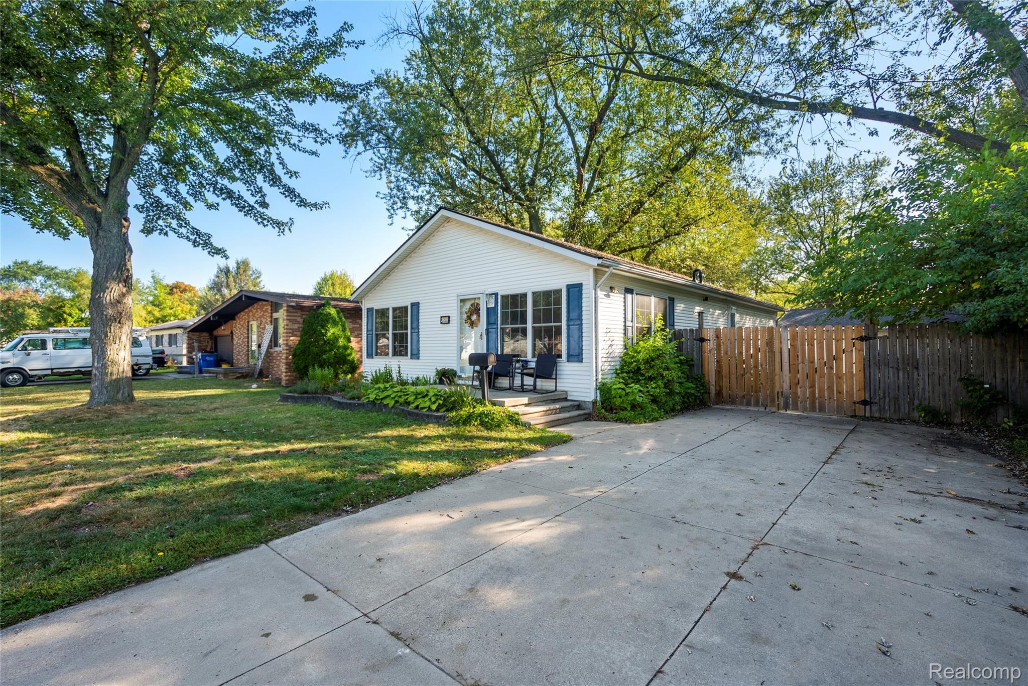 24282 Eleanor Avenue