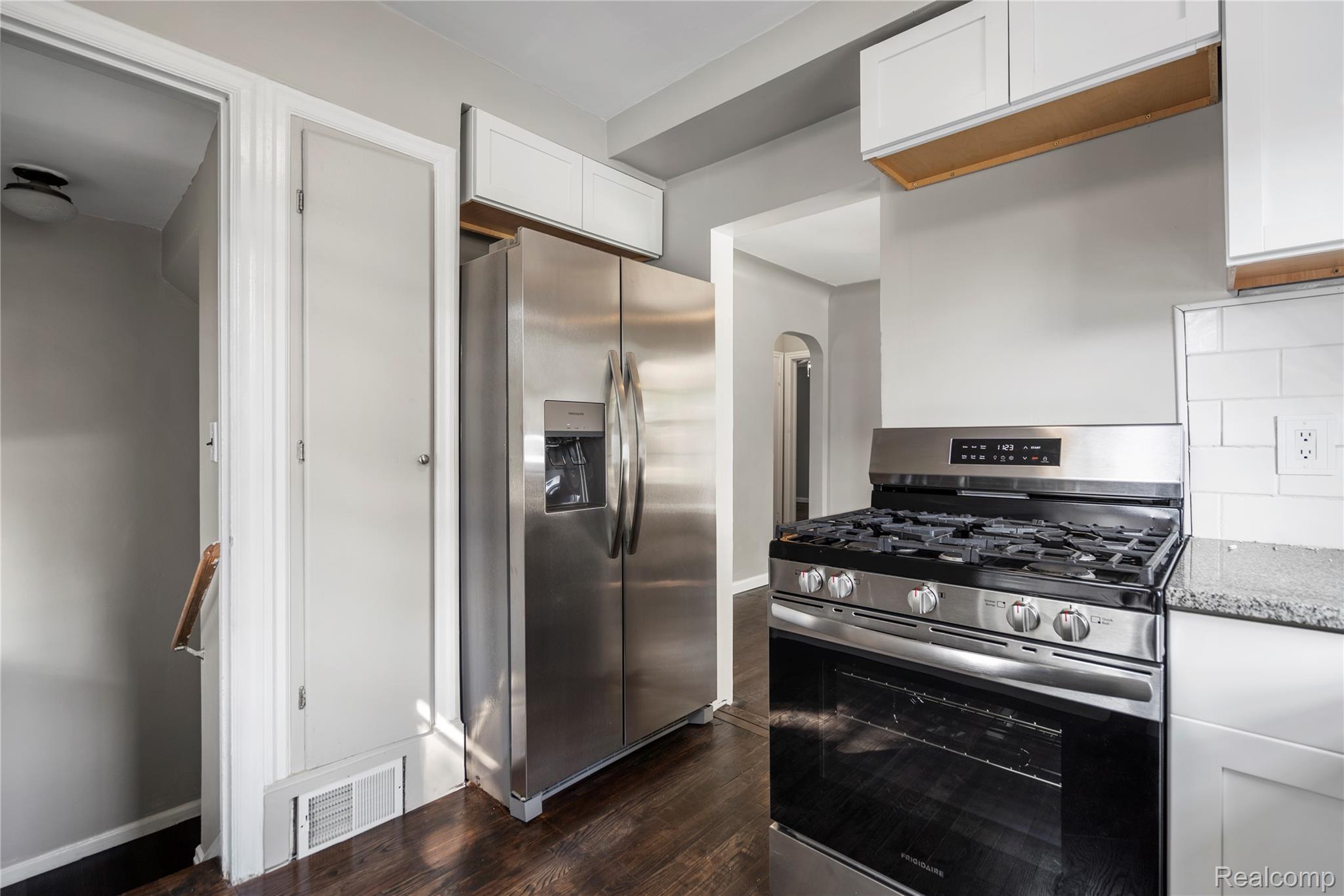 11313 Kinloch