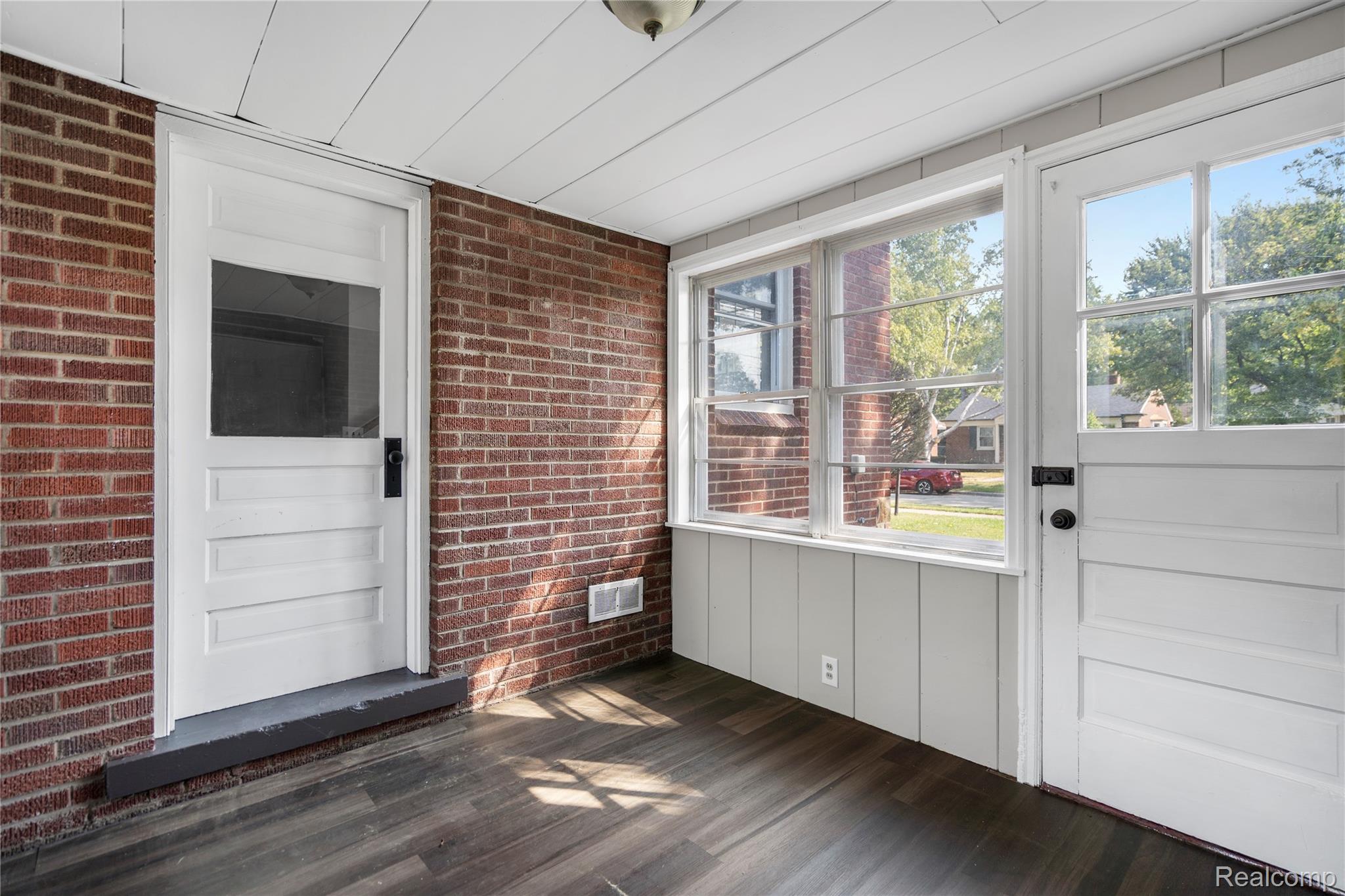 11313 Kinloch