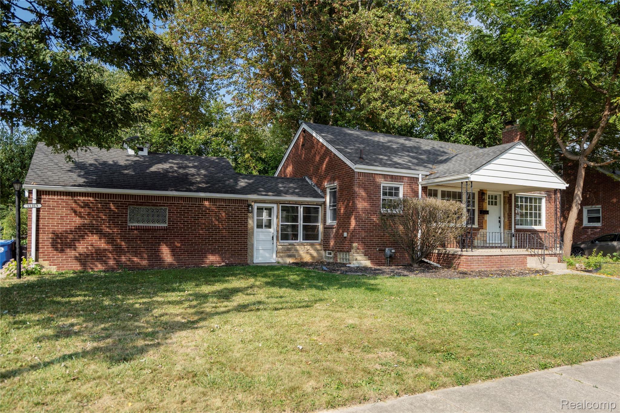 11313 Kinloch