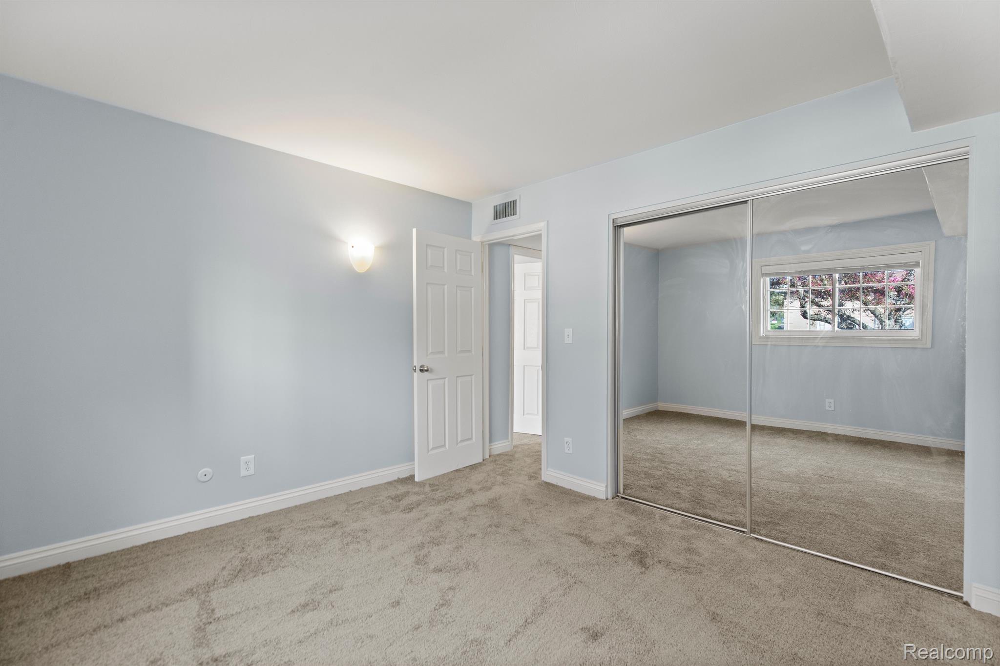 2247 WALTON Boulevard 46