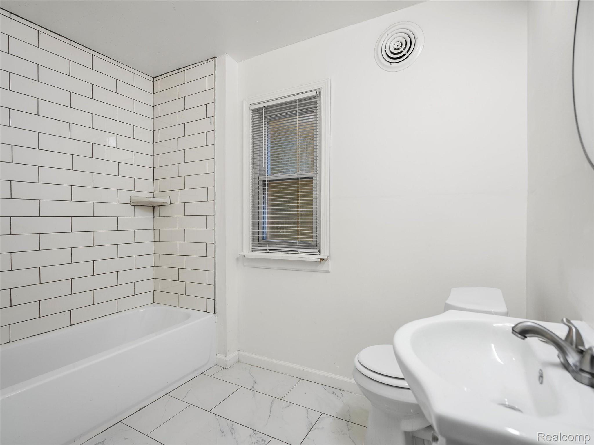 16211 Muirland Street