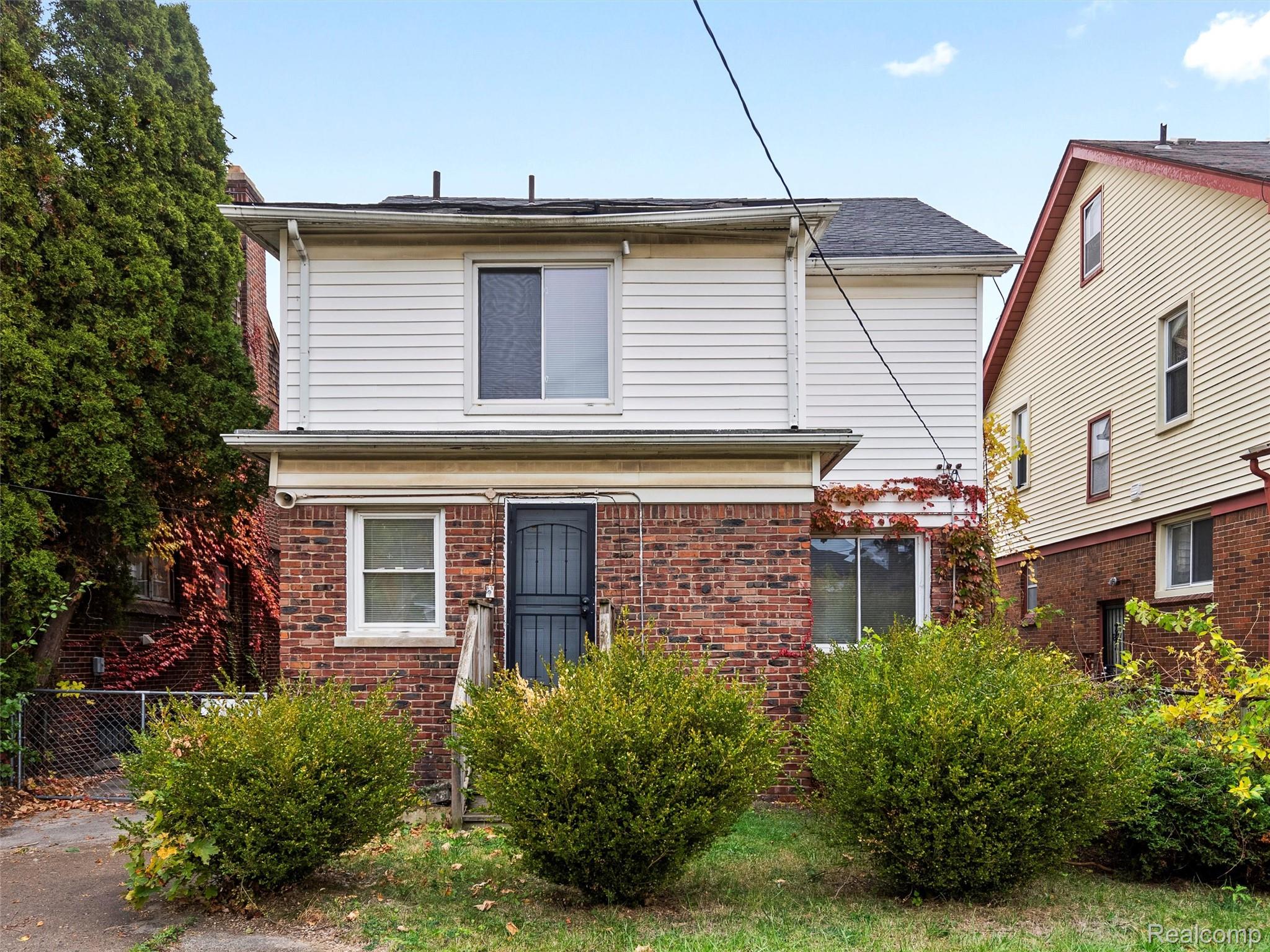 16211 Muirland Street