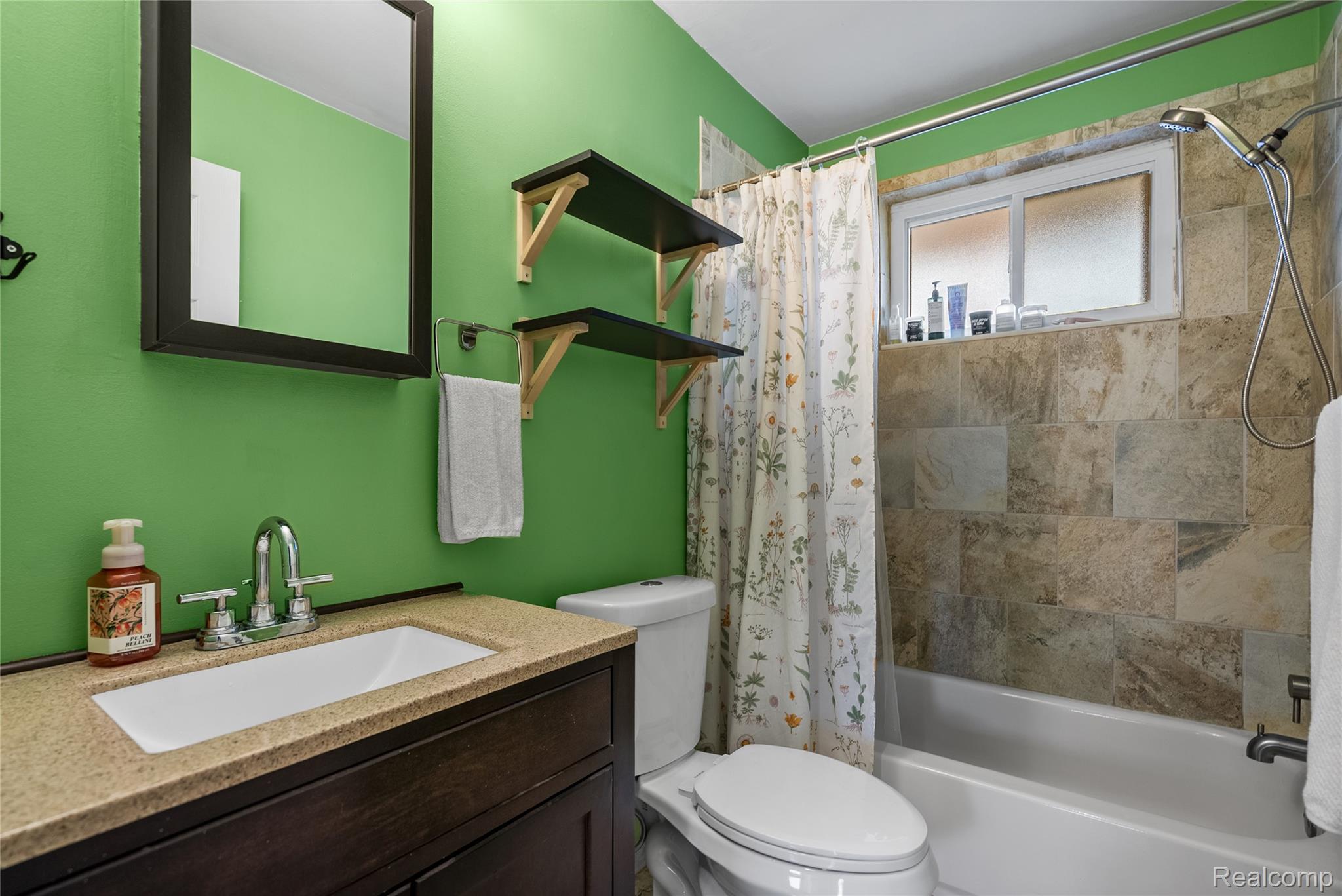34423 Tonquish Trail