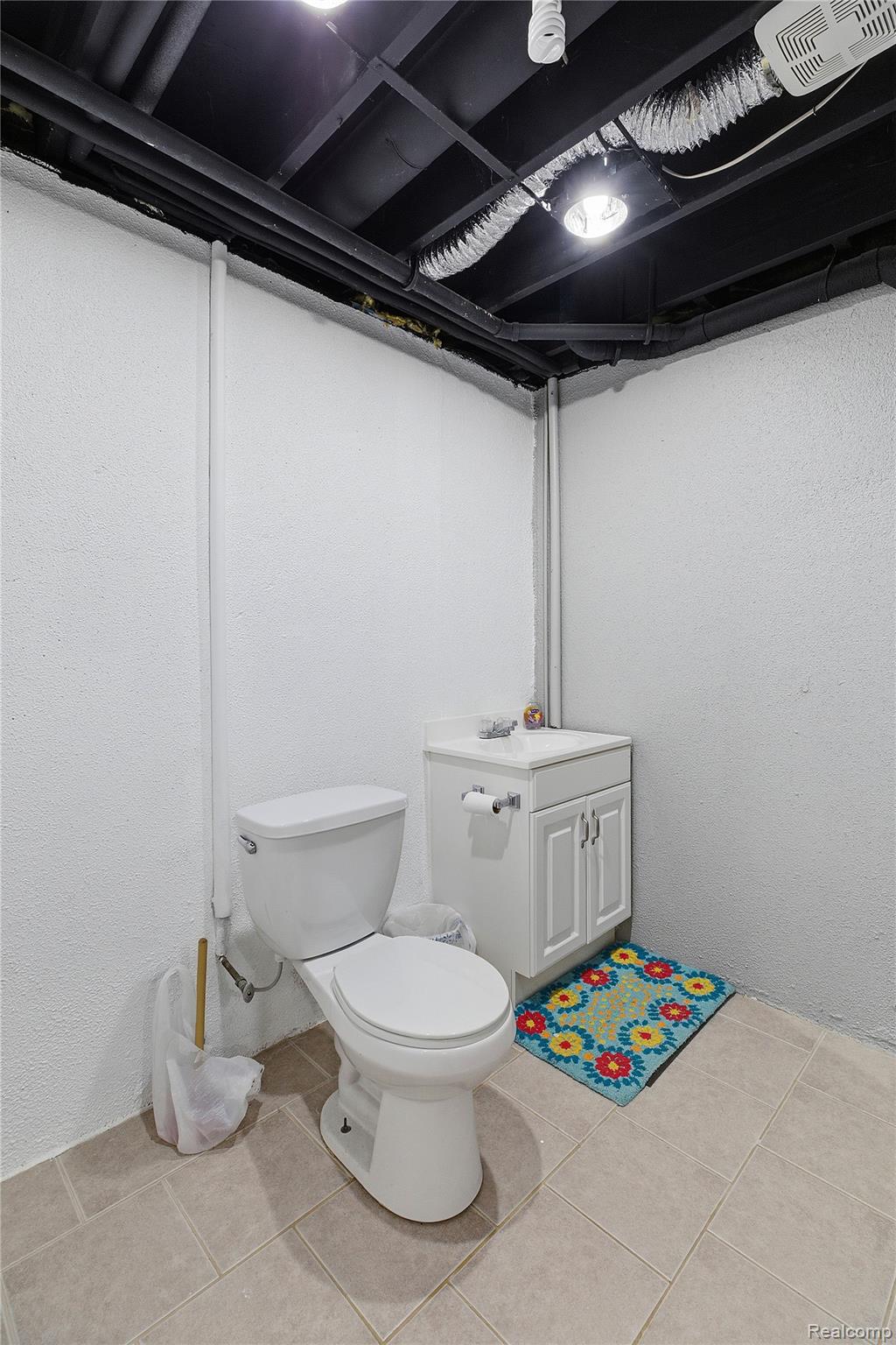 7167 Colchester Lane