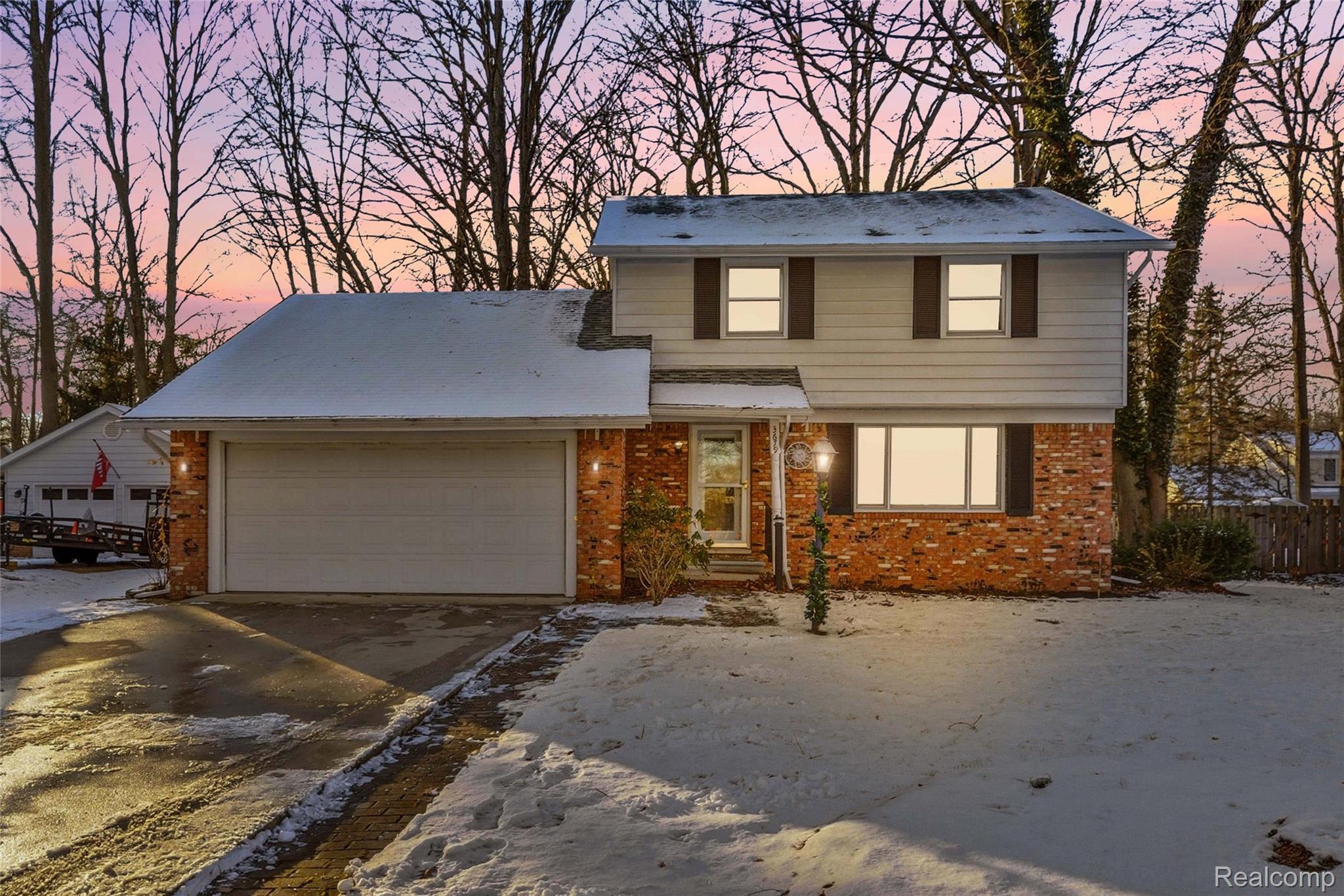 3679 Old Farm Lane