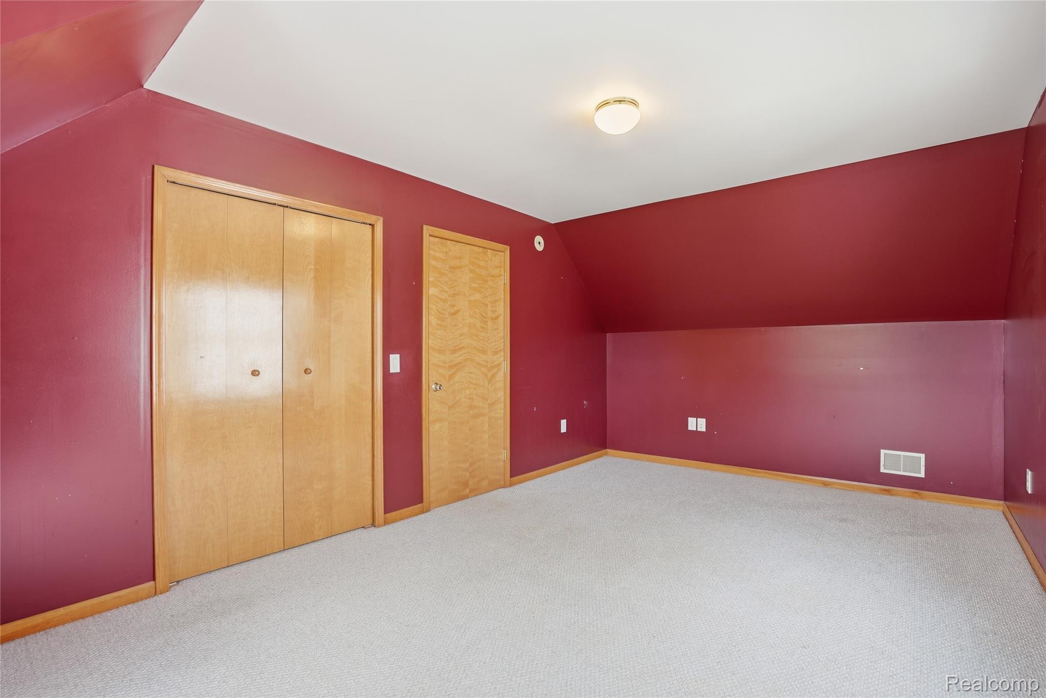 3136 Cherry Tree Lane