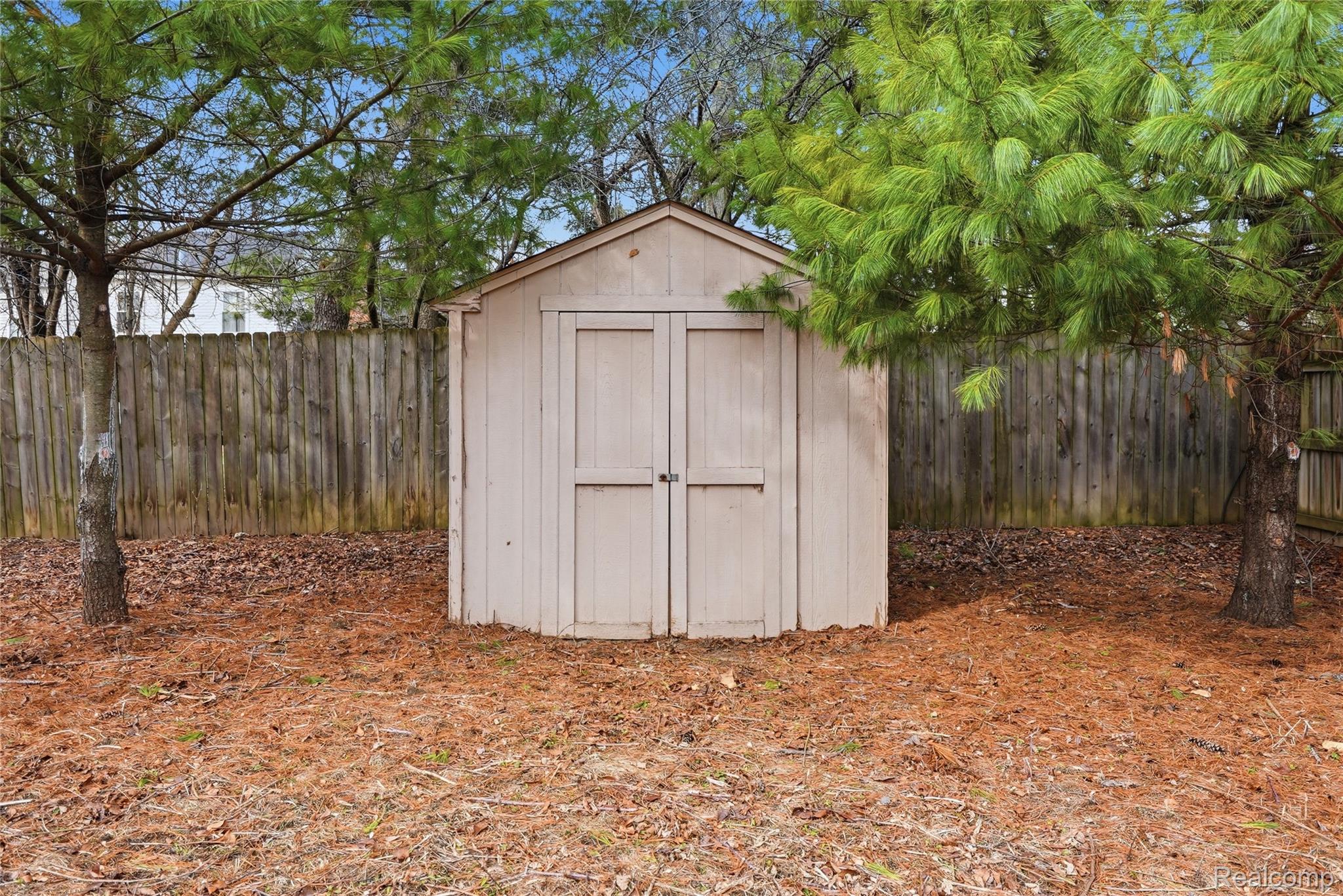 3136 Cherry Tree Lane