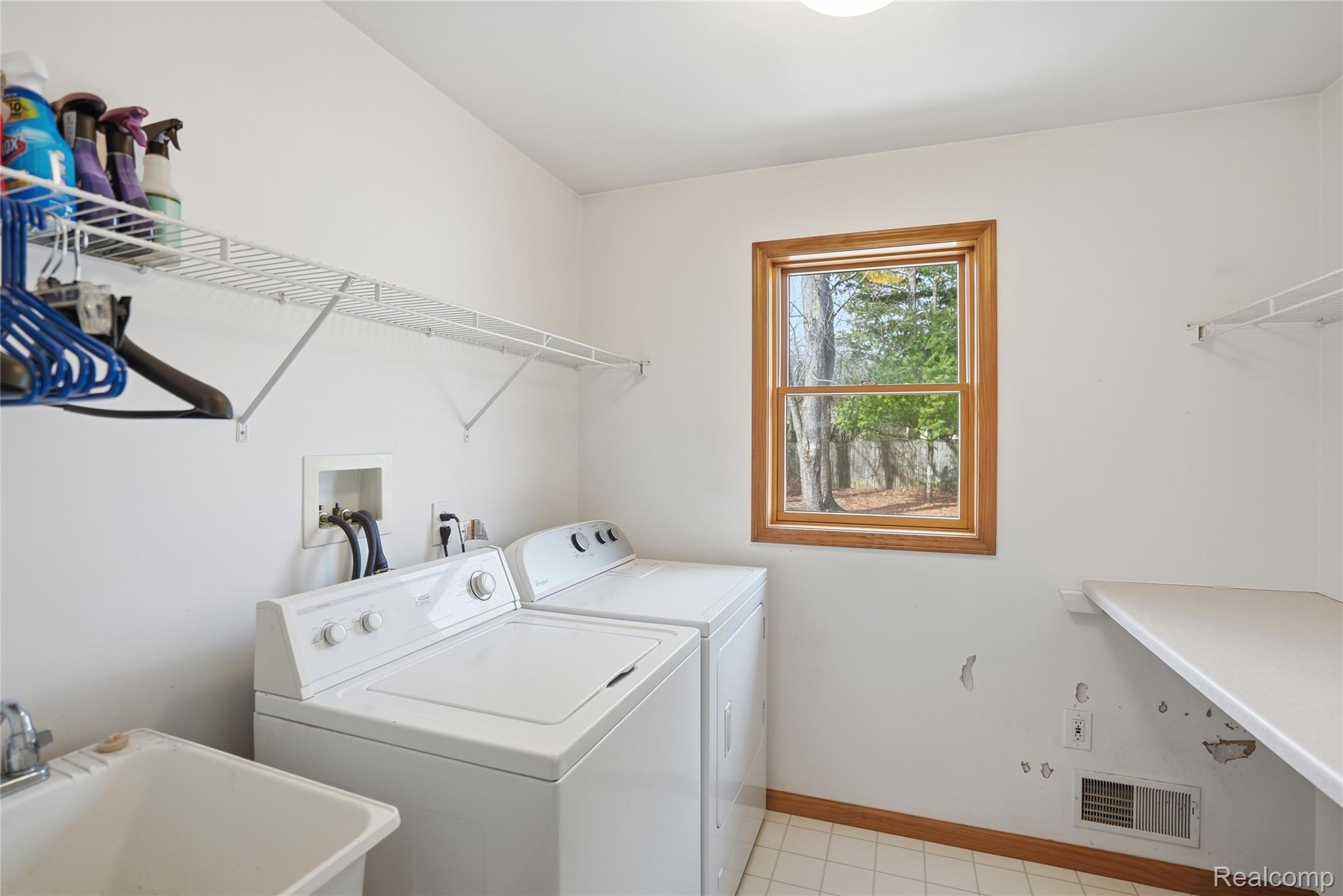 3136 Cherry Tree Lane