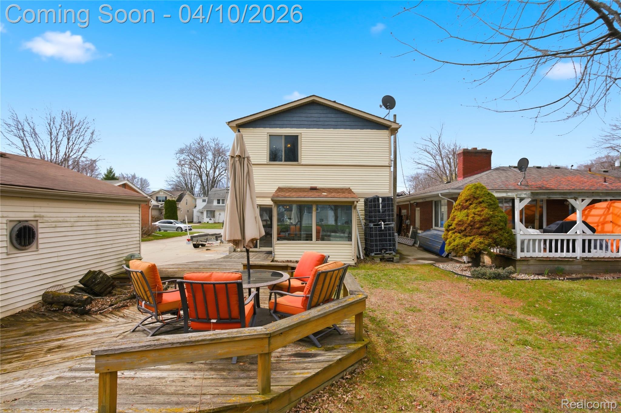 37886 Sunnybrook Street