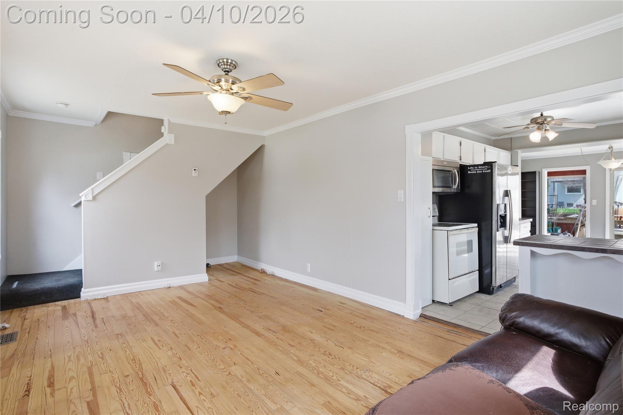 37886 Sunnybrook Street