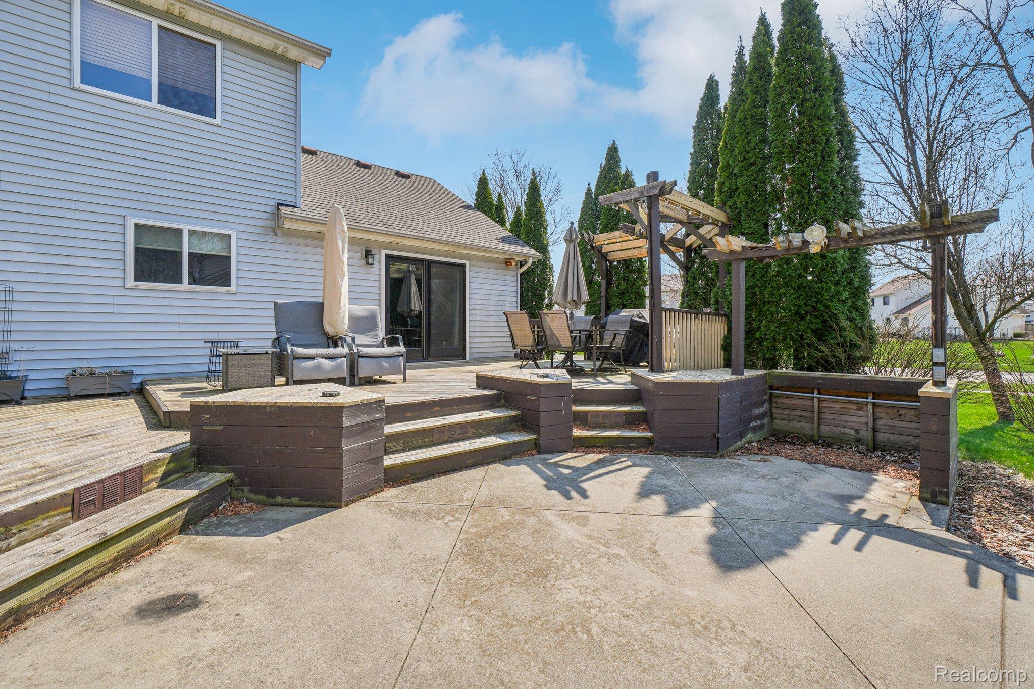 2651 Cherokee Hills Circle