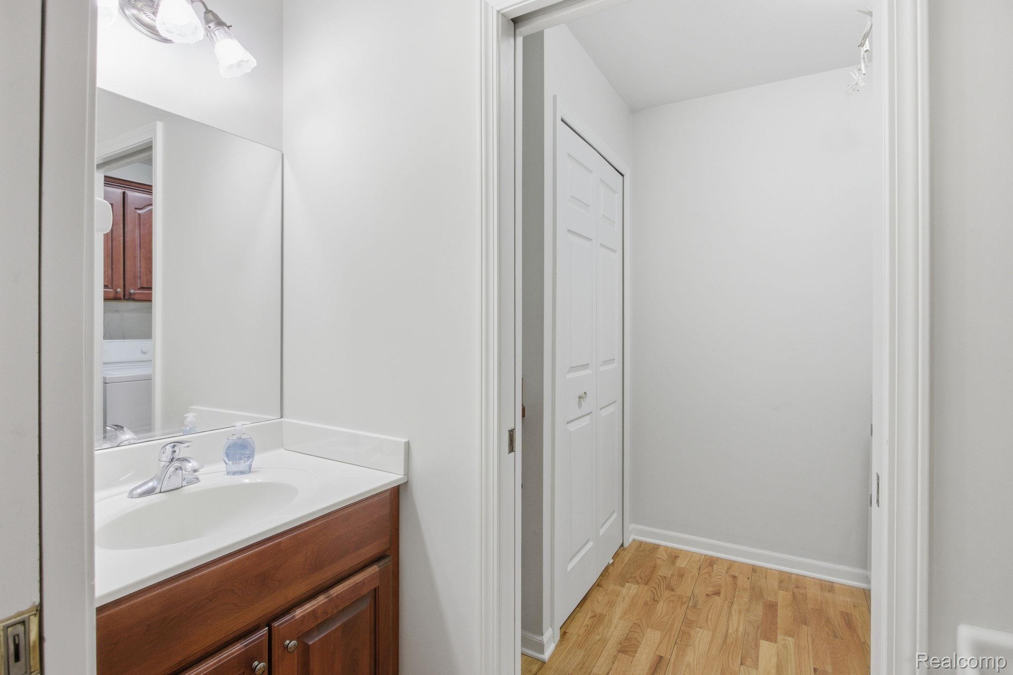 8378 Windstone Court