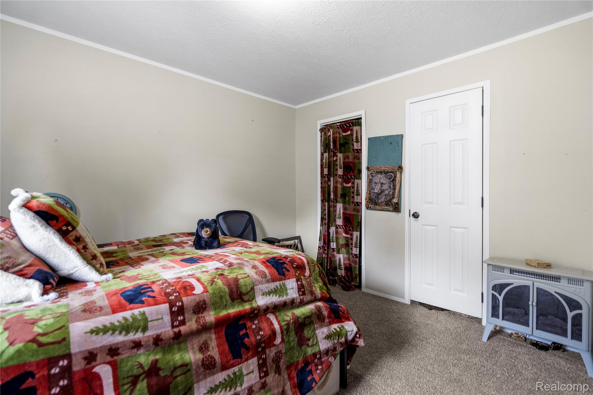 75 Woodridge Court